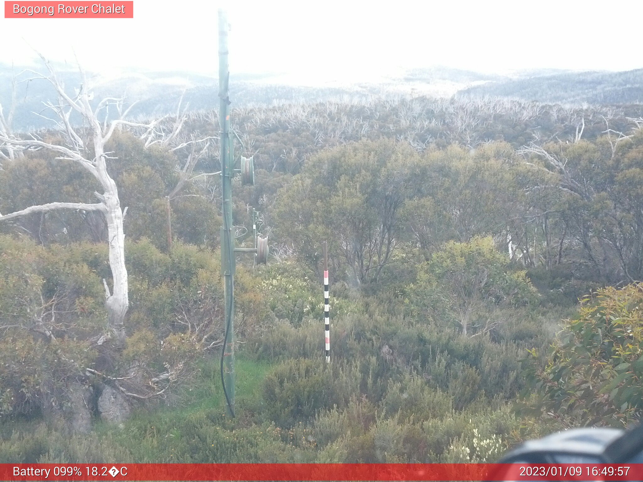 Bogong Web Cam 4:49pm Monday 9th of January 2023