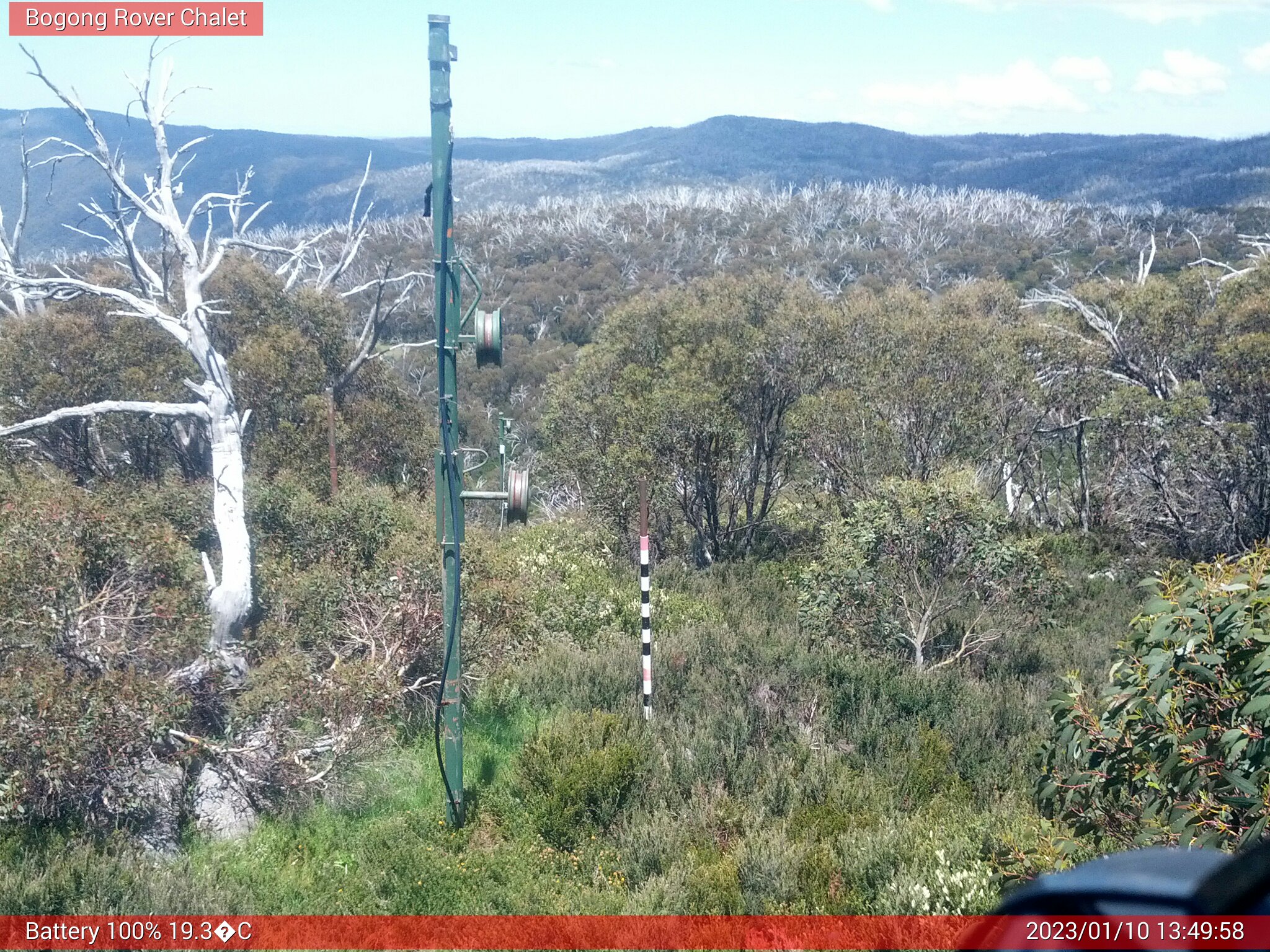 Bogong Web Cam 1:49pm Tuesday 10th of January 2023