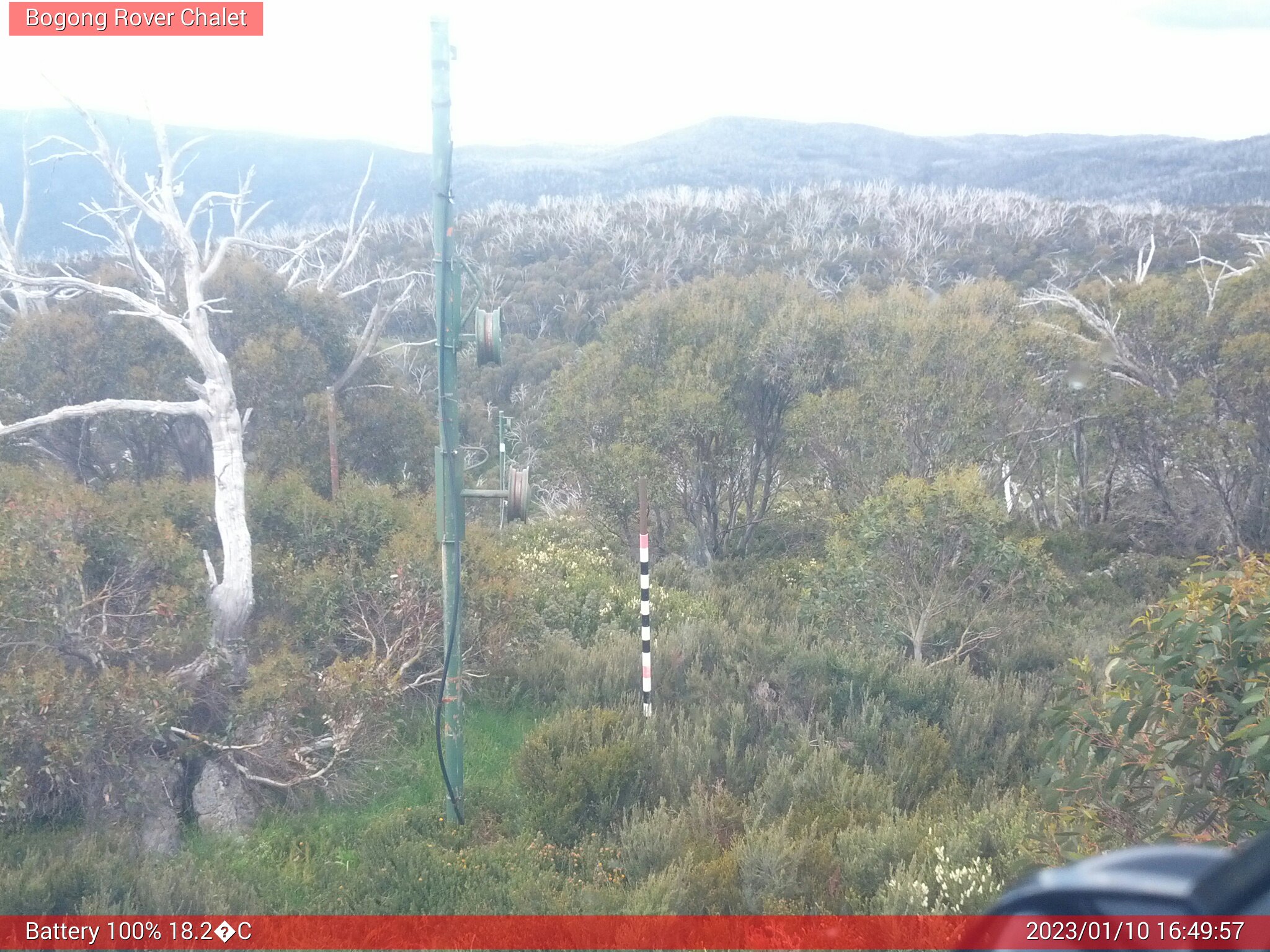 Bogong Web Cam 4:49pm Tuesday 10th of January 2023