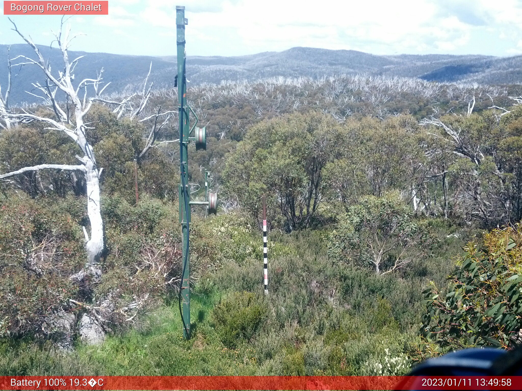 Bogong Web Cam 1:49pm Wednesday 11th of January 2023