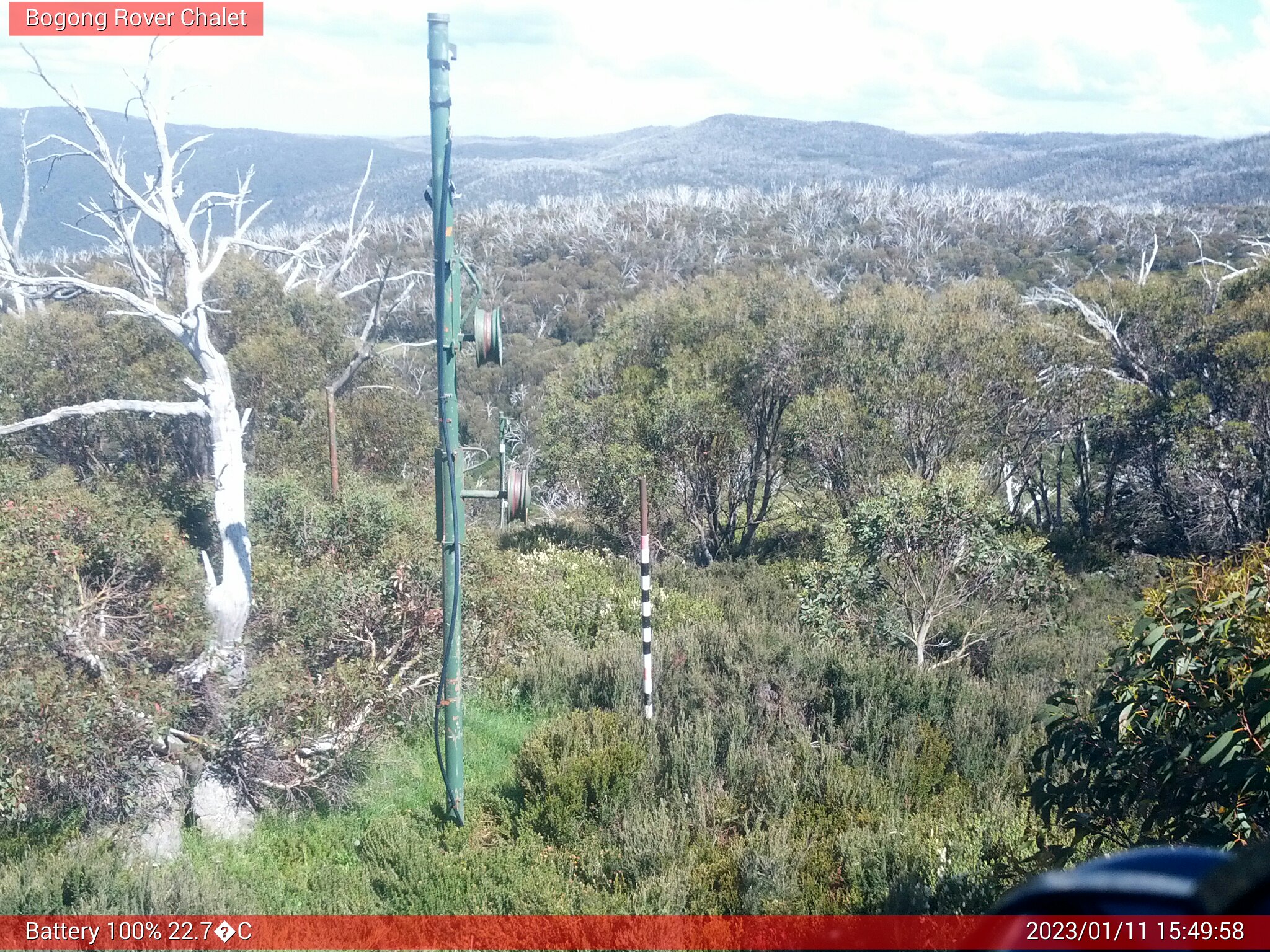 Bogong Web Cam 3:49pm Wednesday 11th of January 2023