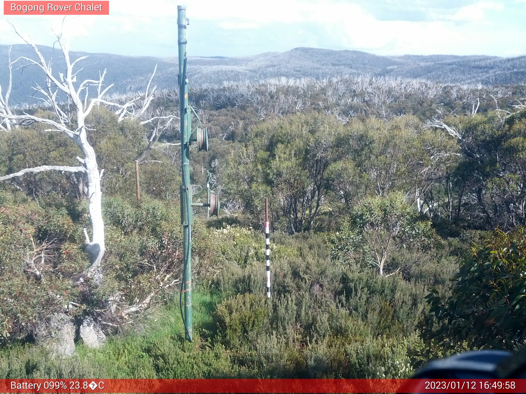 Bogong Web Cam 4:49pm Thursday 12th of January 2023