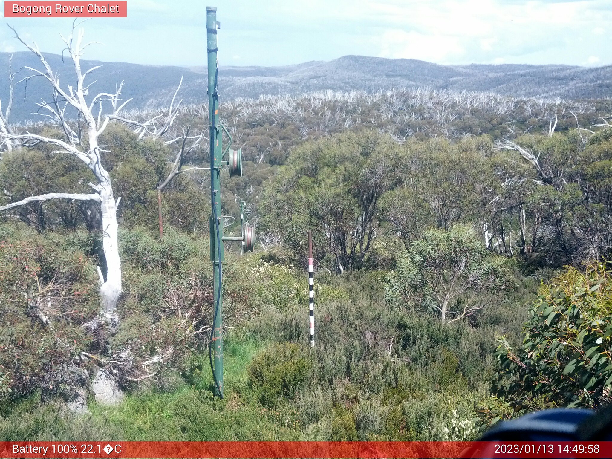 Bogong Web Cam 2:49pm Friday 13th of January 2023