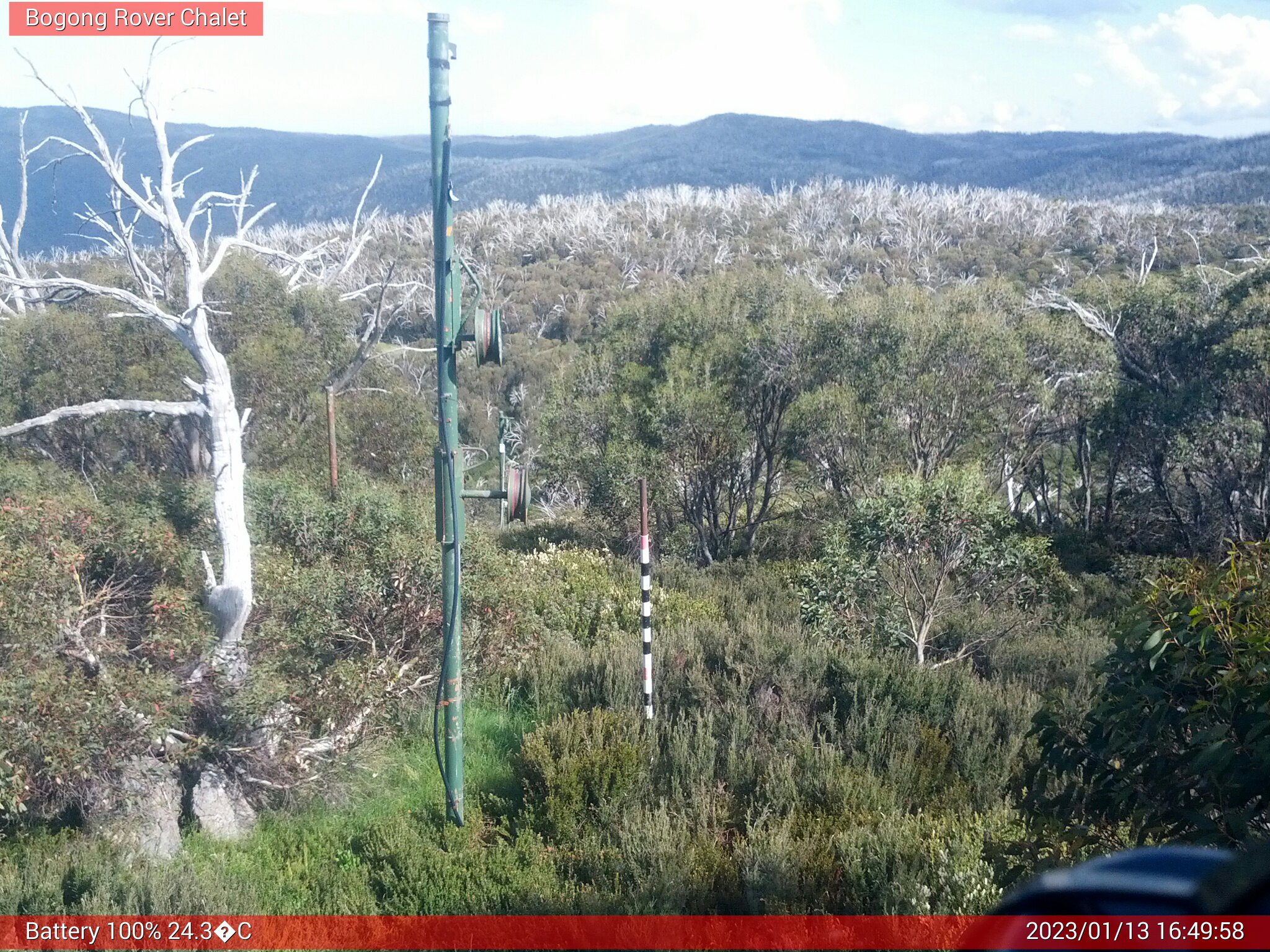 Bogong Web Cam 4:49pm Friday 13th of January 2023