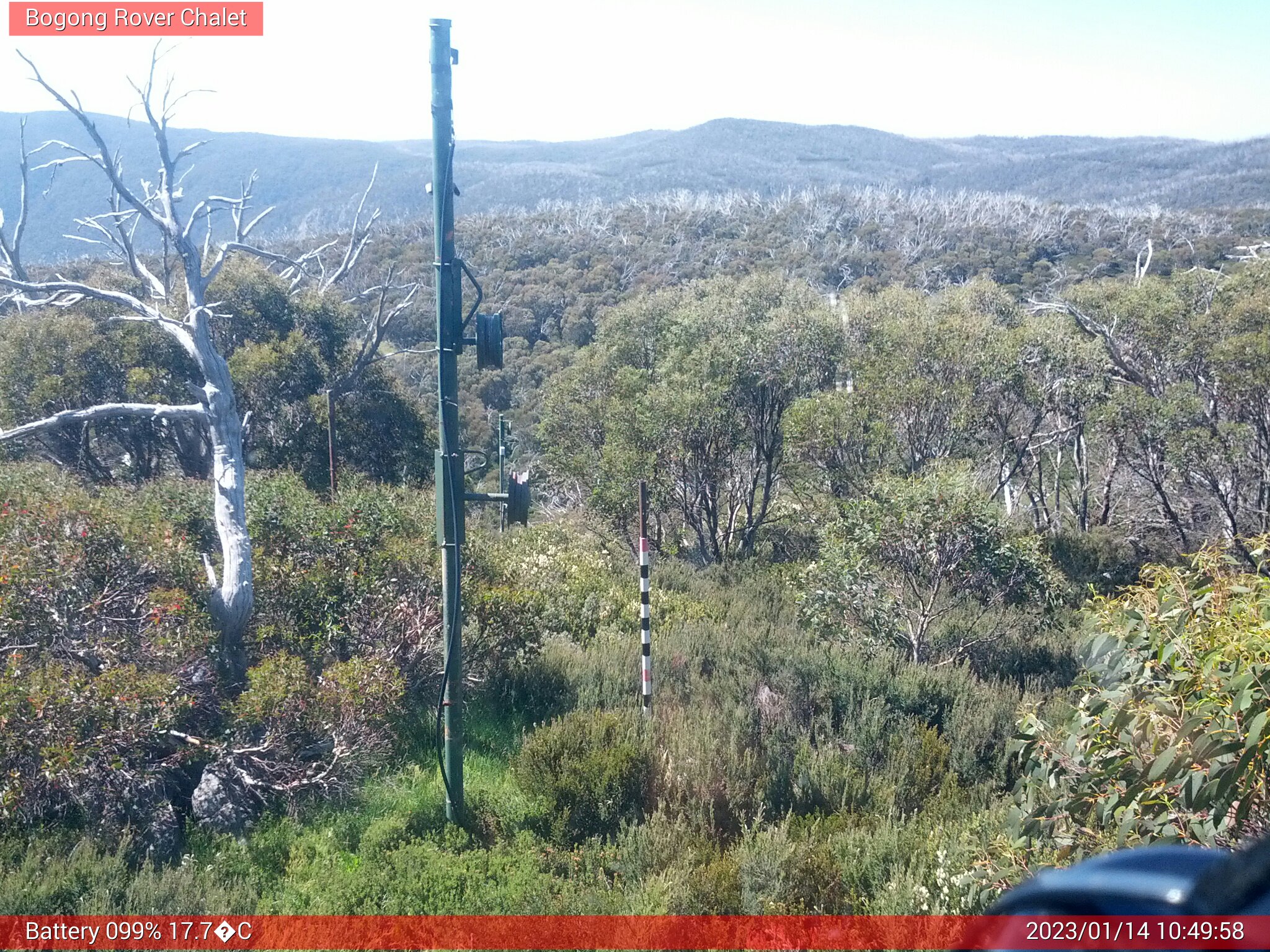 Bogong Web Cam 10:49am Saturday 14th of January 2023