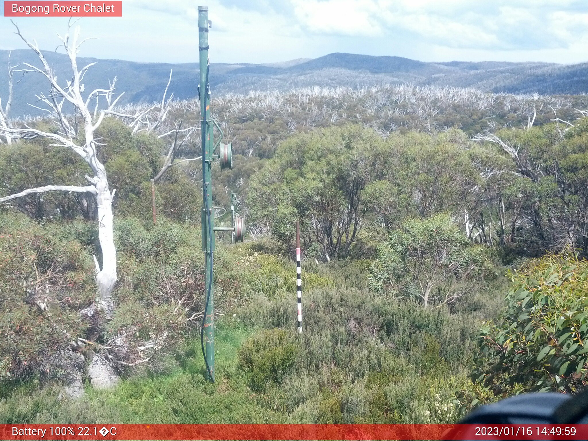 Bogong Web Cam 2:49pm Monday 16th of January 2023