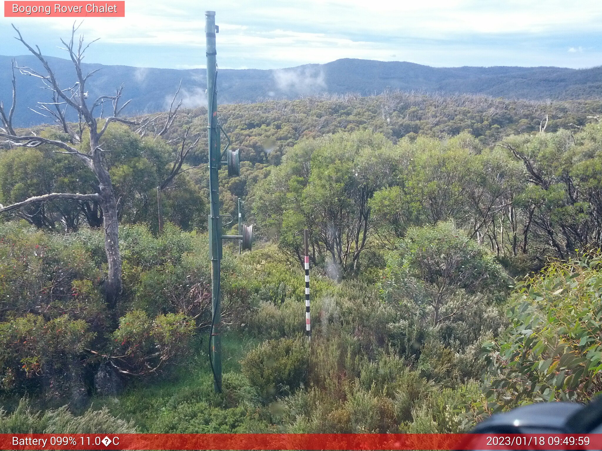 Bogong Web Cam 9:49am Wednesday 18th of January 2023