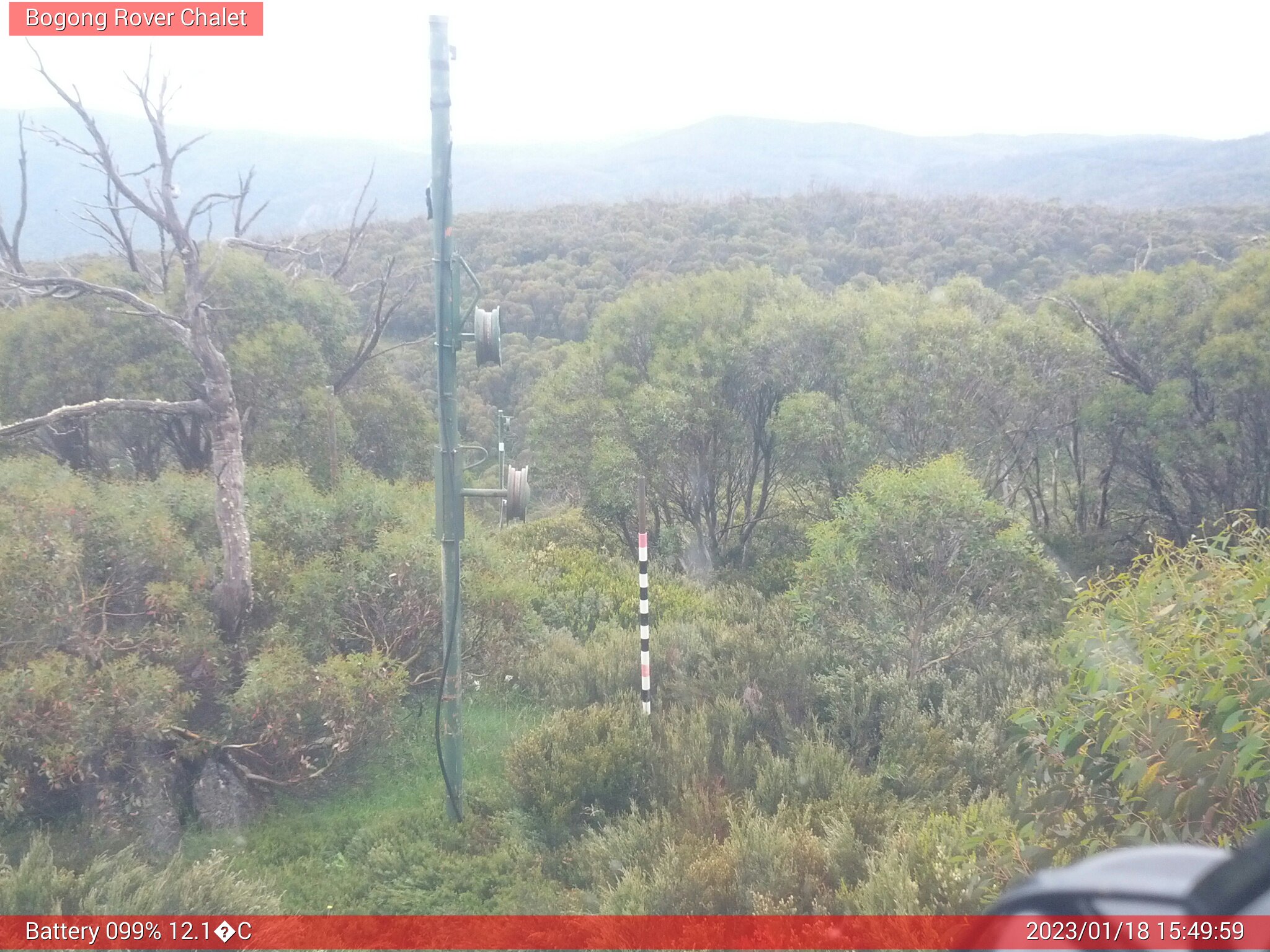 Bogong Web Cam 3:49pm Wednesday 18th of January 2023