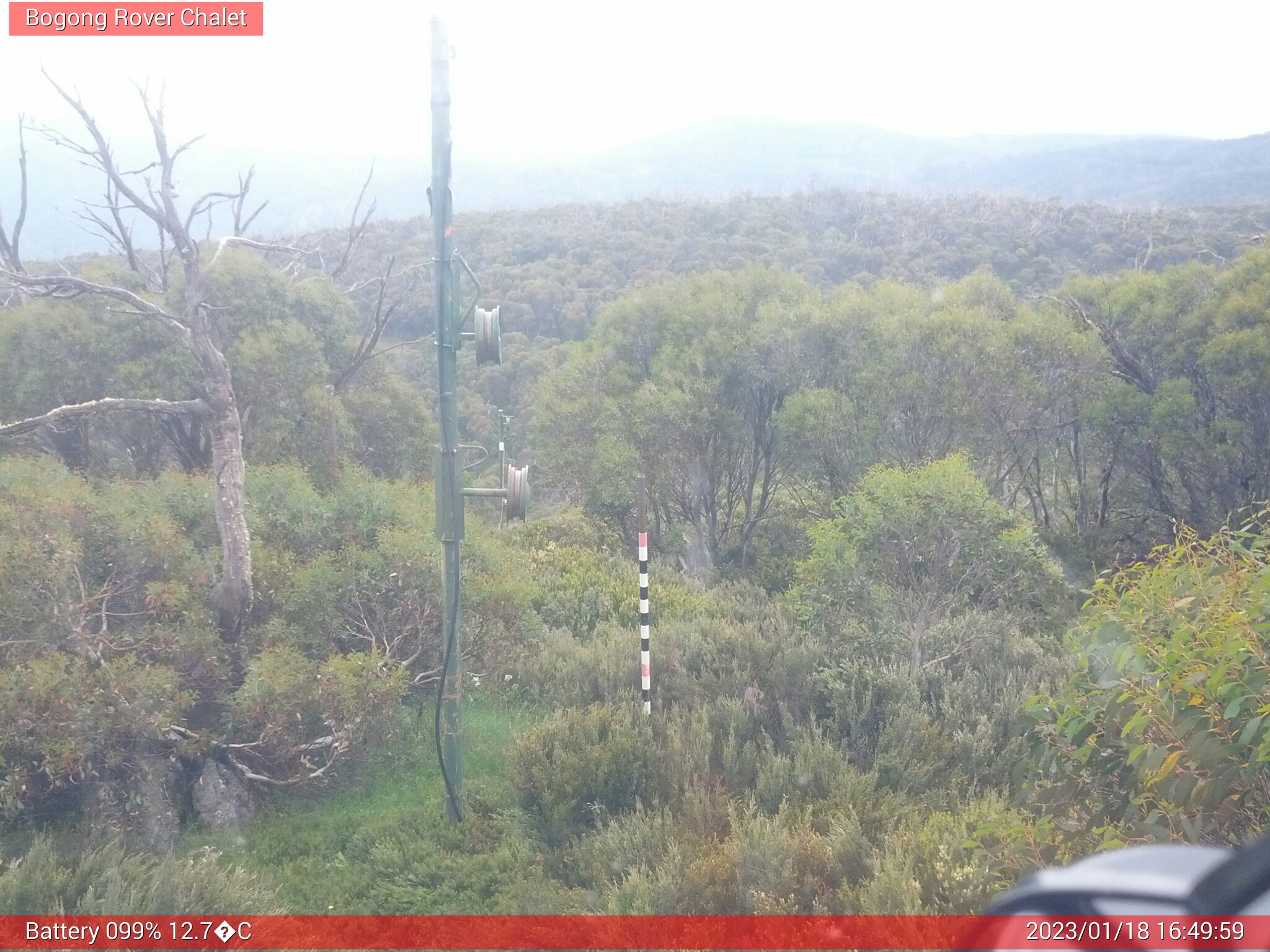 Bogong Web Cam 4:49pm Wednesday 18th of January 2023