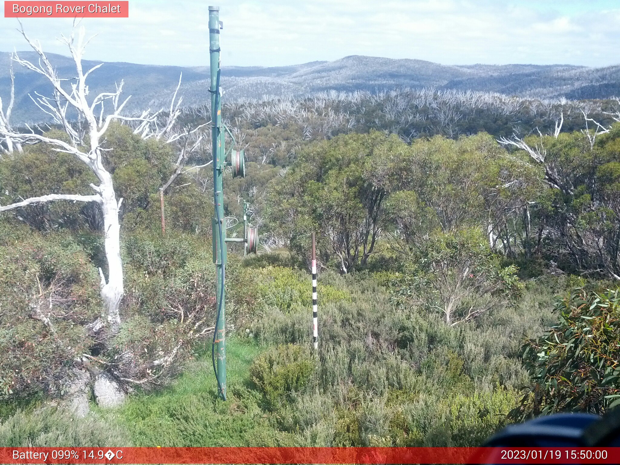 Bogong Web Cam 3:49pm Thursday 19th of January 2023