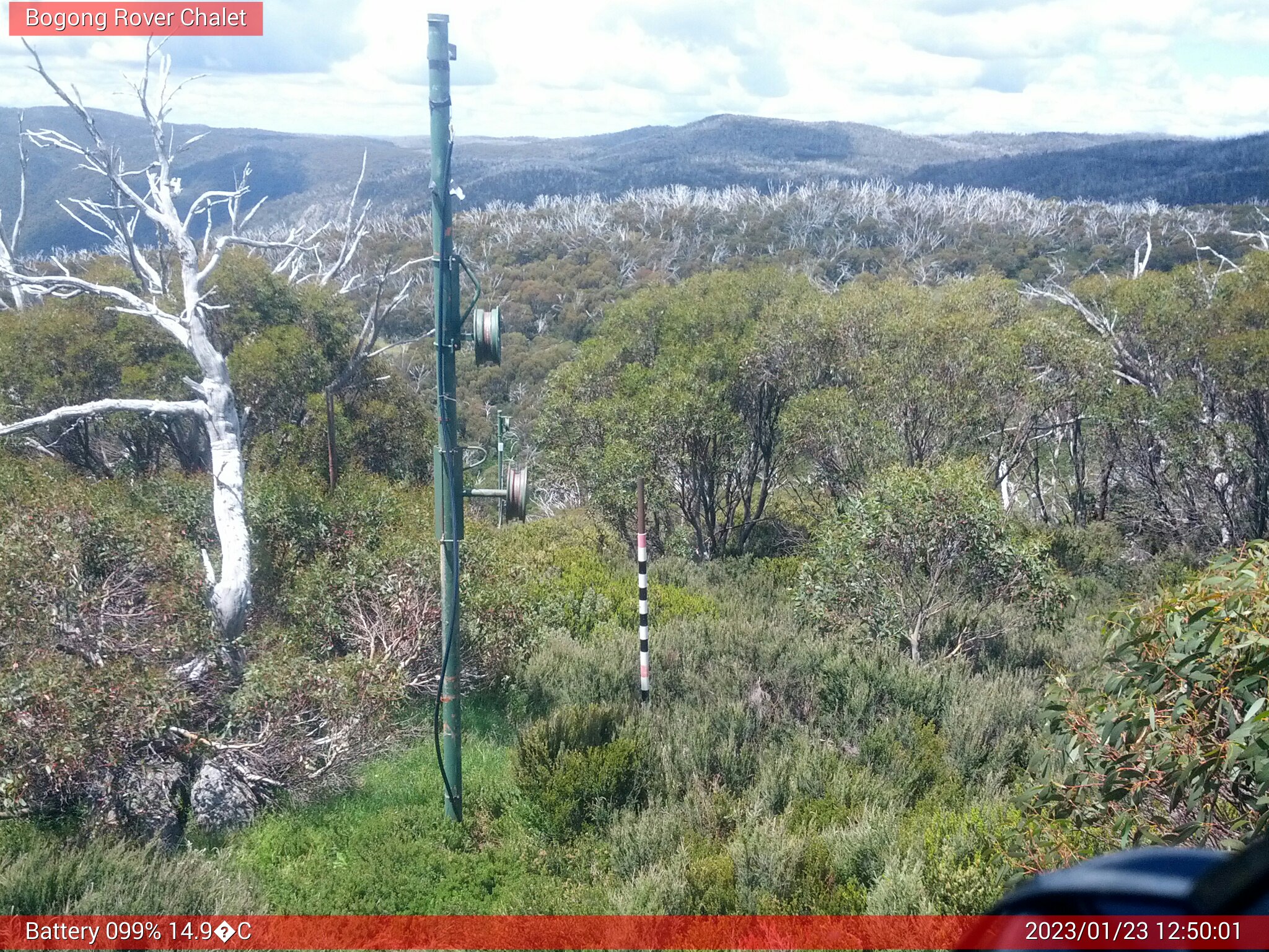 Bogong Web Cam 12:50pm Monday 23rd of January 2023