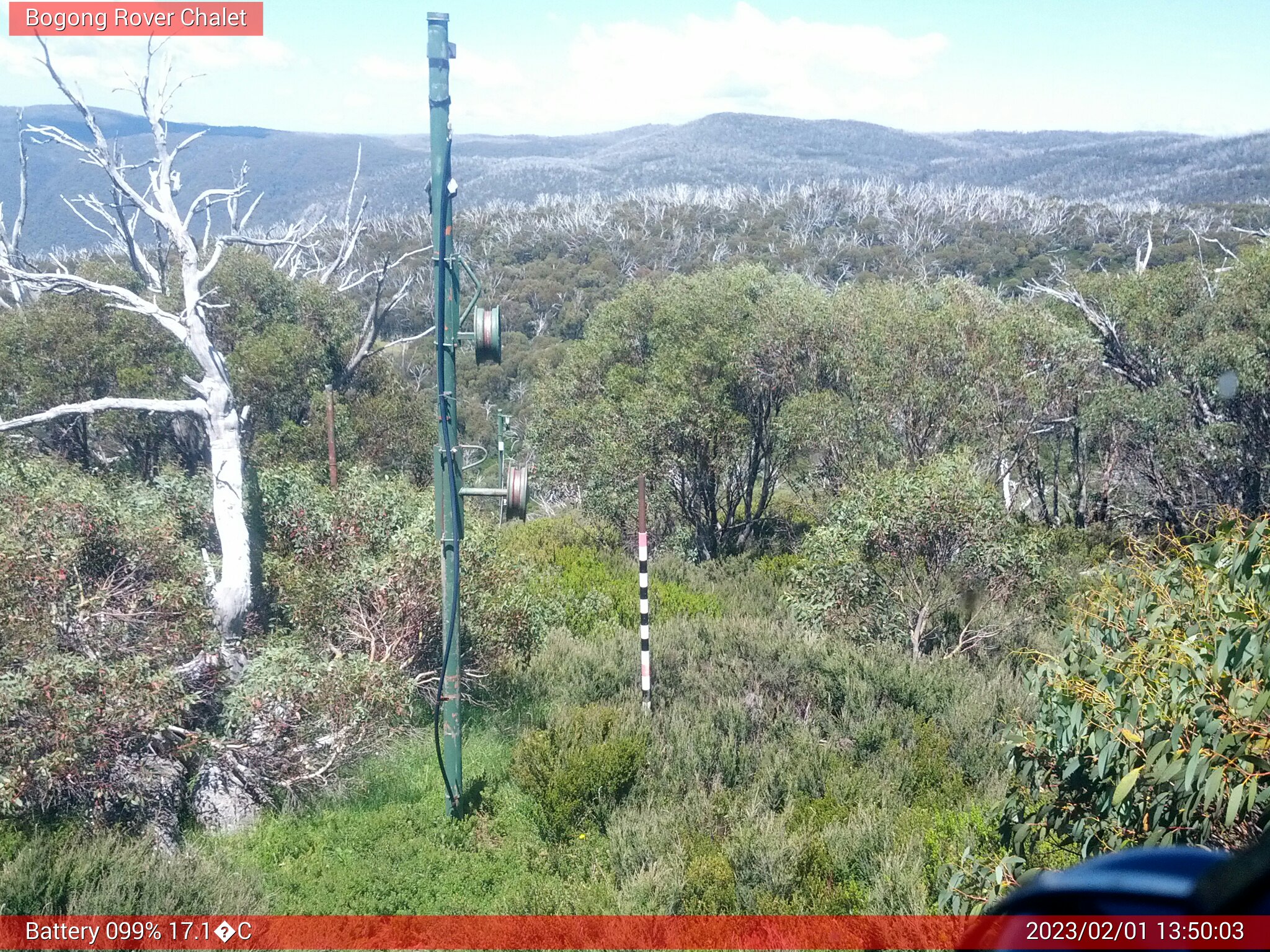 Bogong Web Cam 1:50pm Wednesday 1st of February 2023