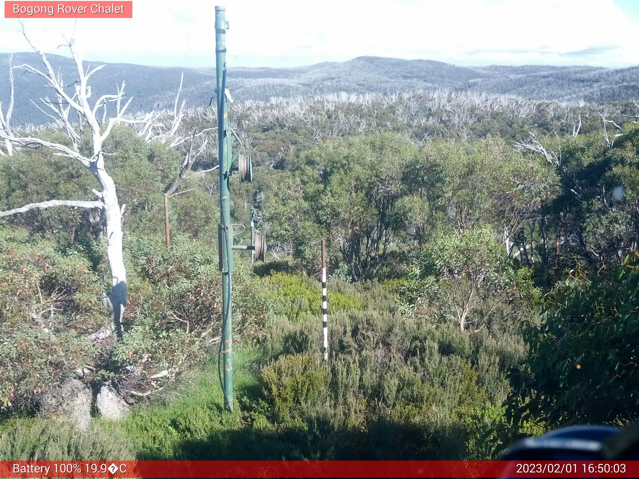 Bogong Web Cam 4:50pm Wednesday 1st of February 2023