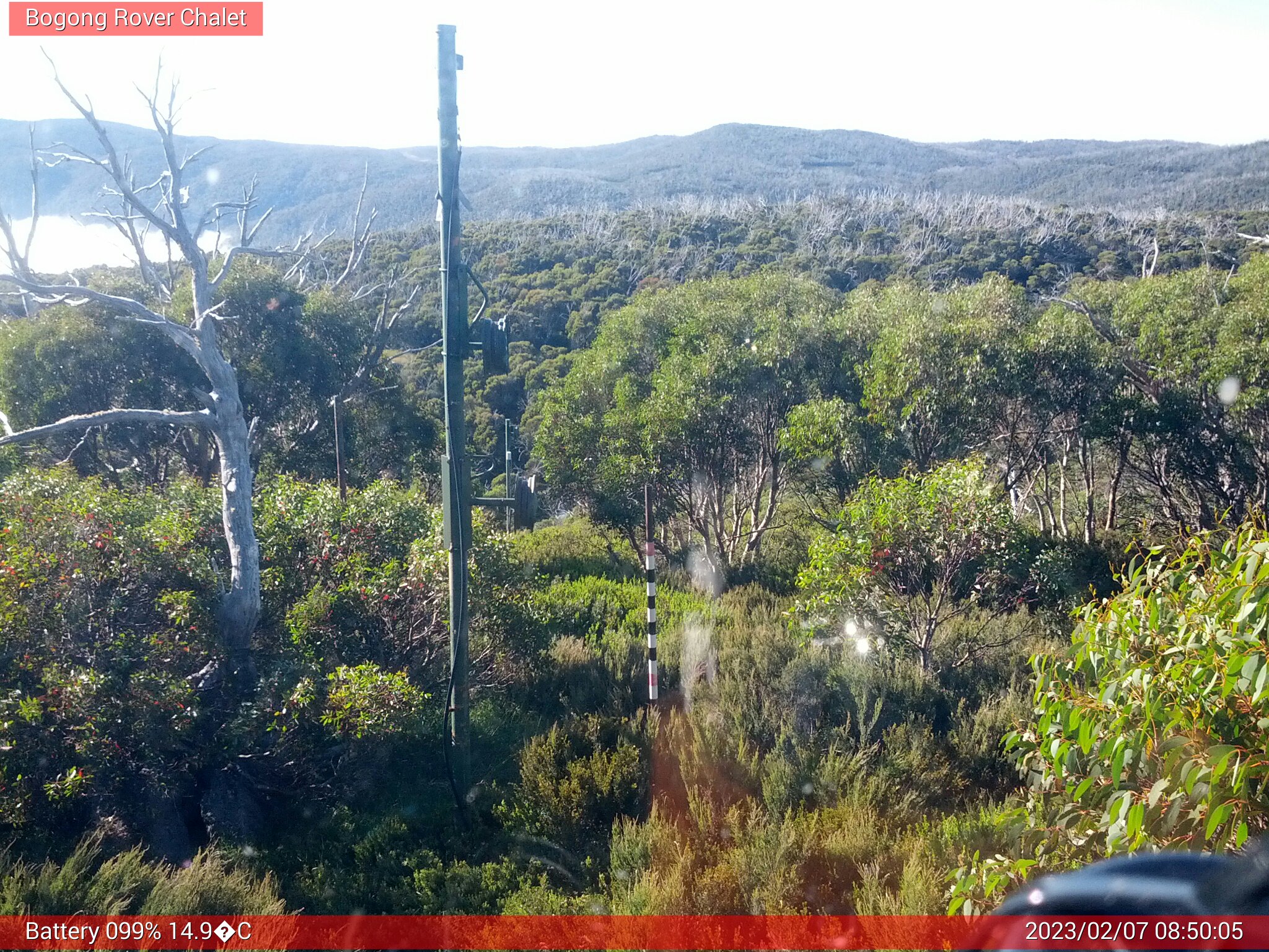 Bogong Web Cam 8:50am Tuesday 7th of February 2023