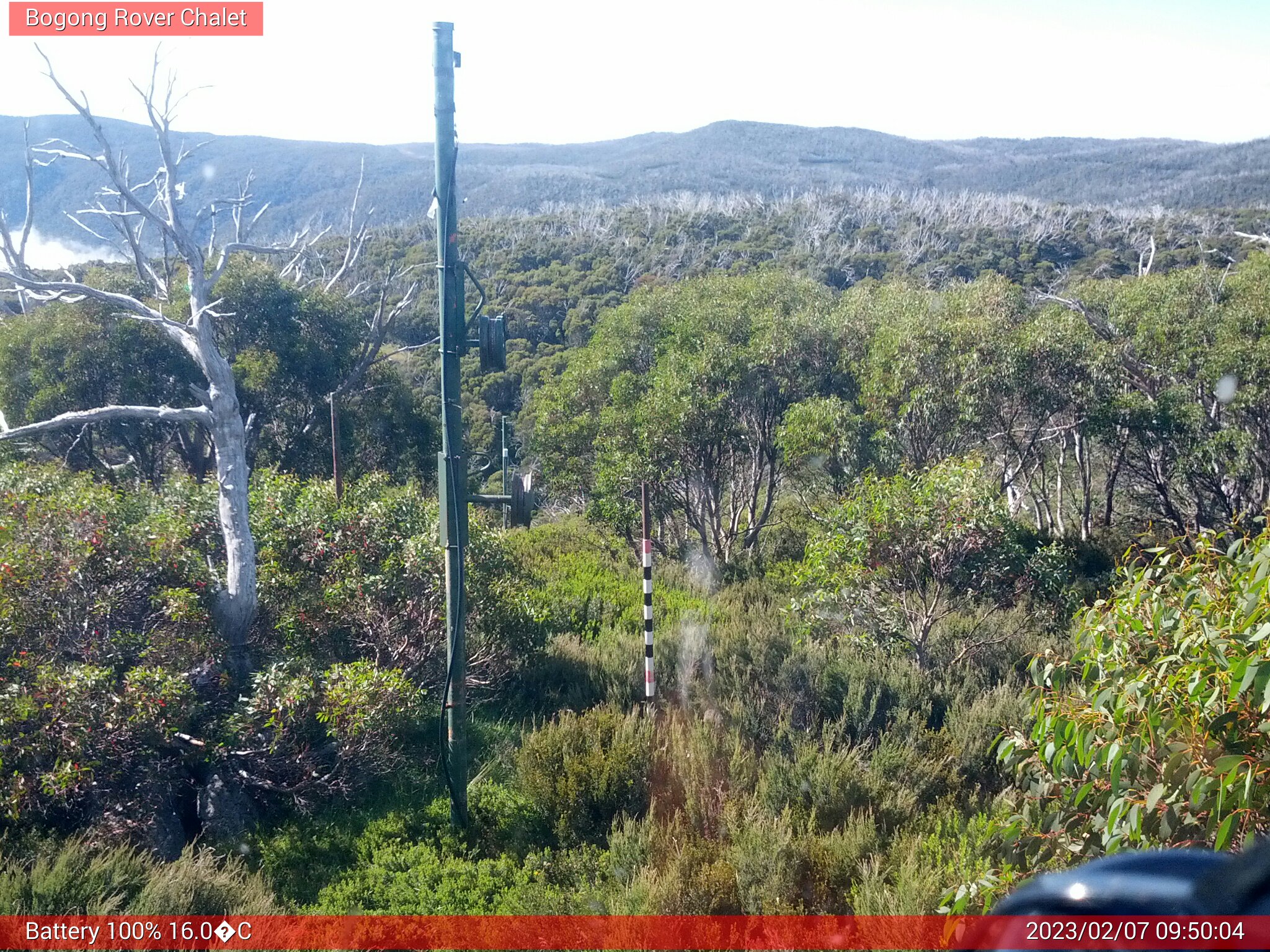 Bogong Web Cam 9:50am Tuesday 7th of February 2023