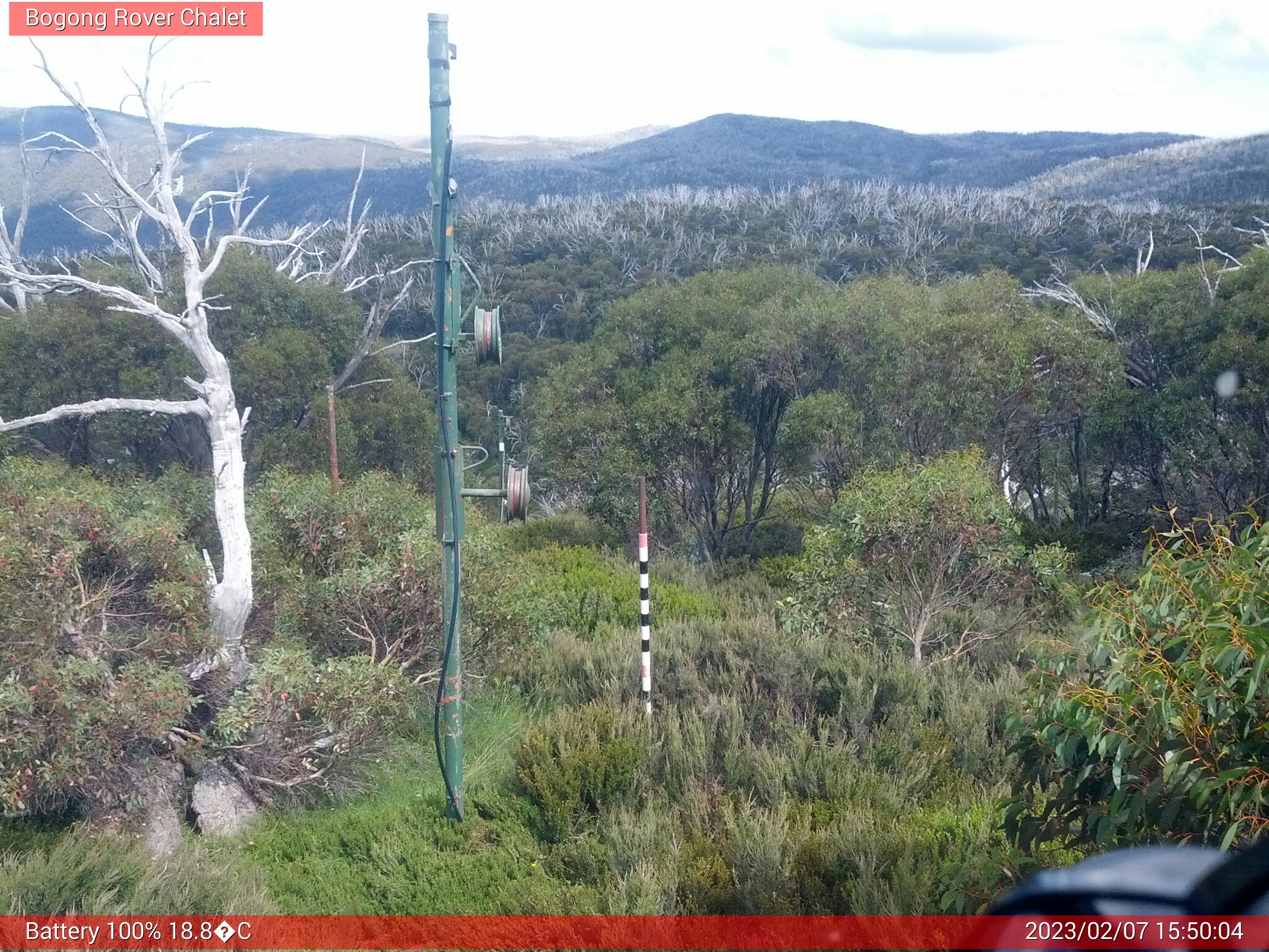 Bogong Web Cam 3:50pm Tuesday 7th of February 2023