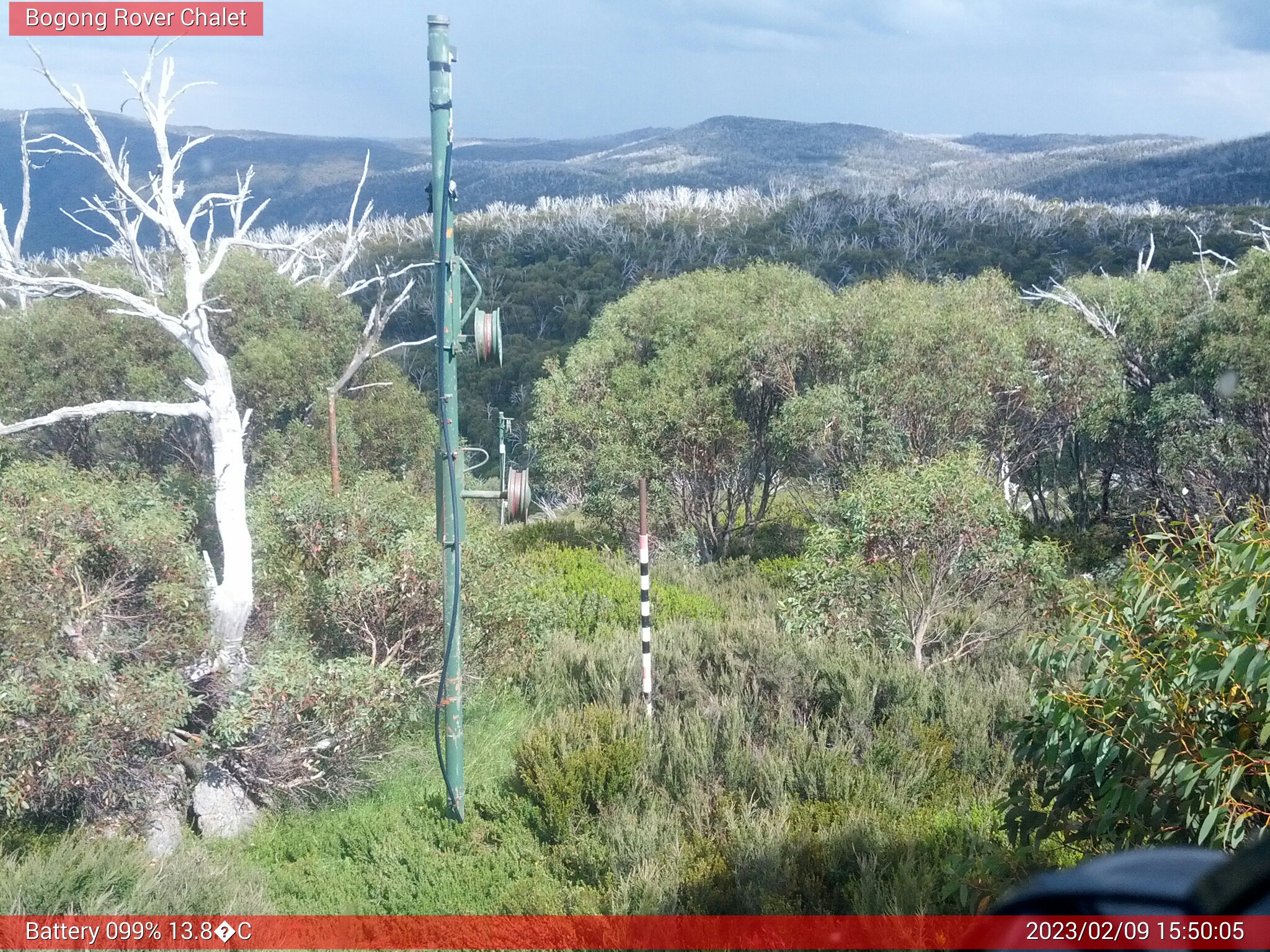 Bogong Web Cam 3:50pm Thursday 9th of February 2023