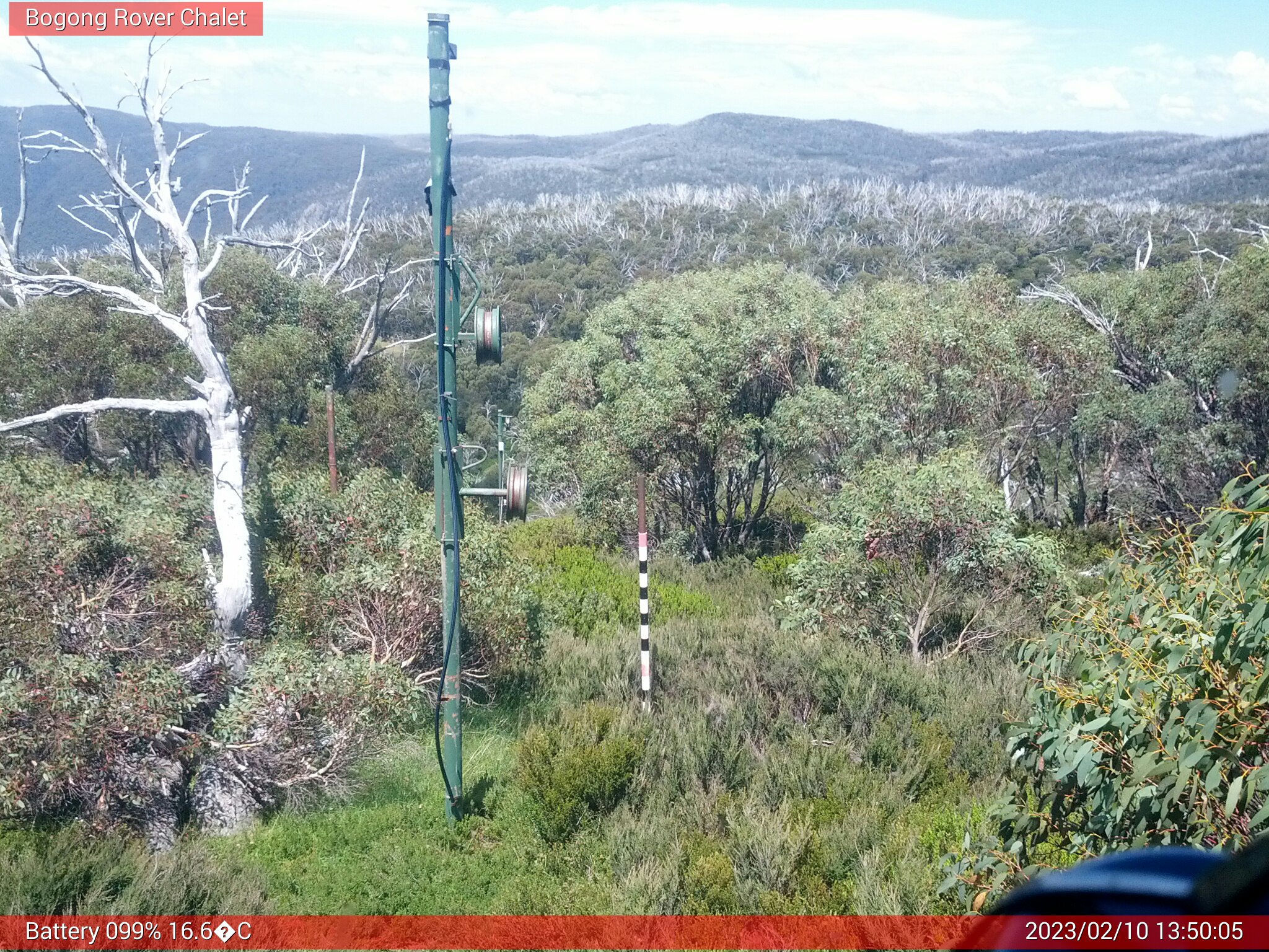 Bogong Web Cam 1:50pm Friday 10th of February 2023