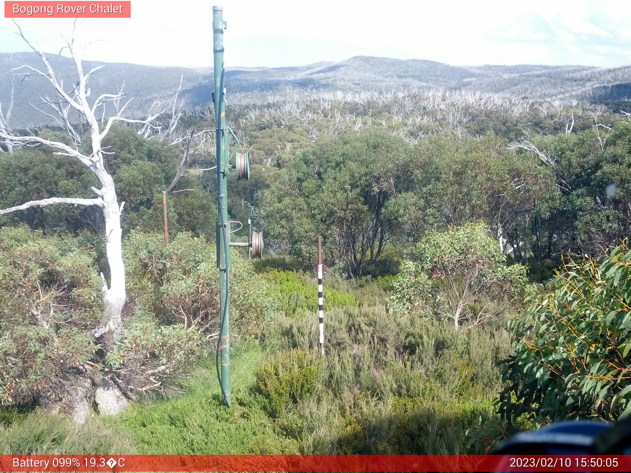 Bogong Web Cam 3:50pm Friday 10th of February 2023