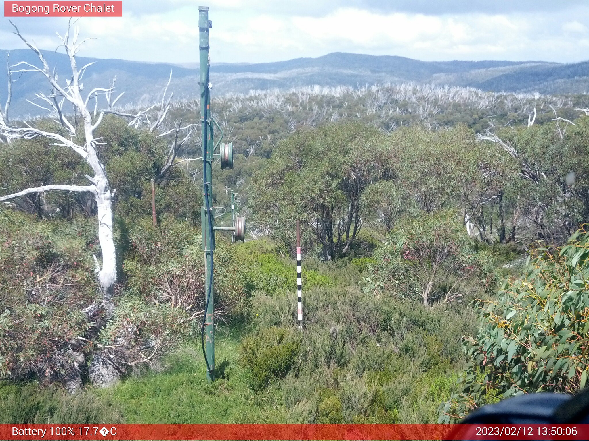 Bogong Web Cam 1:50pm Sunday 12th of February 2023