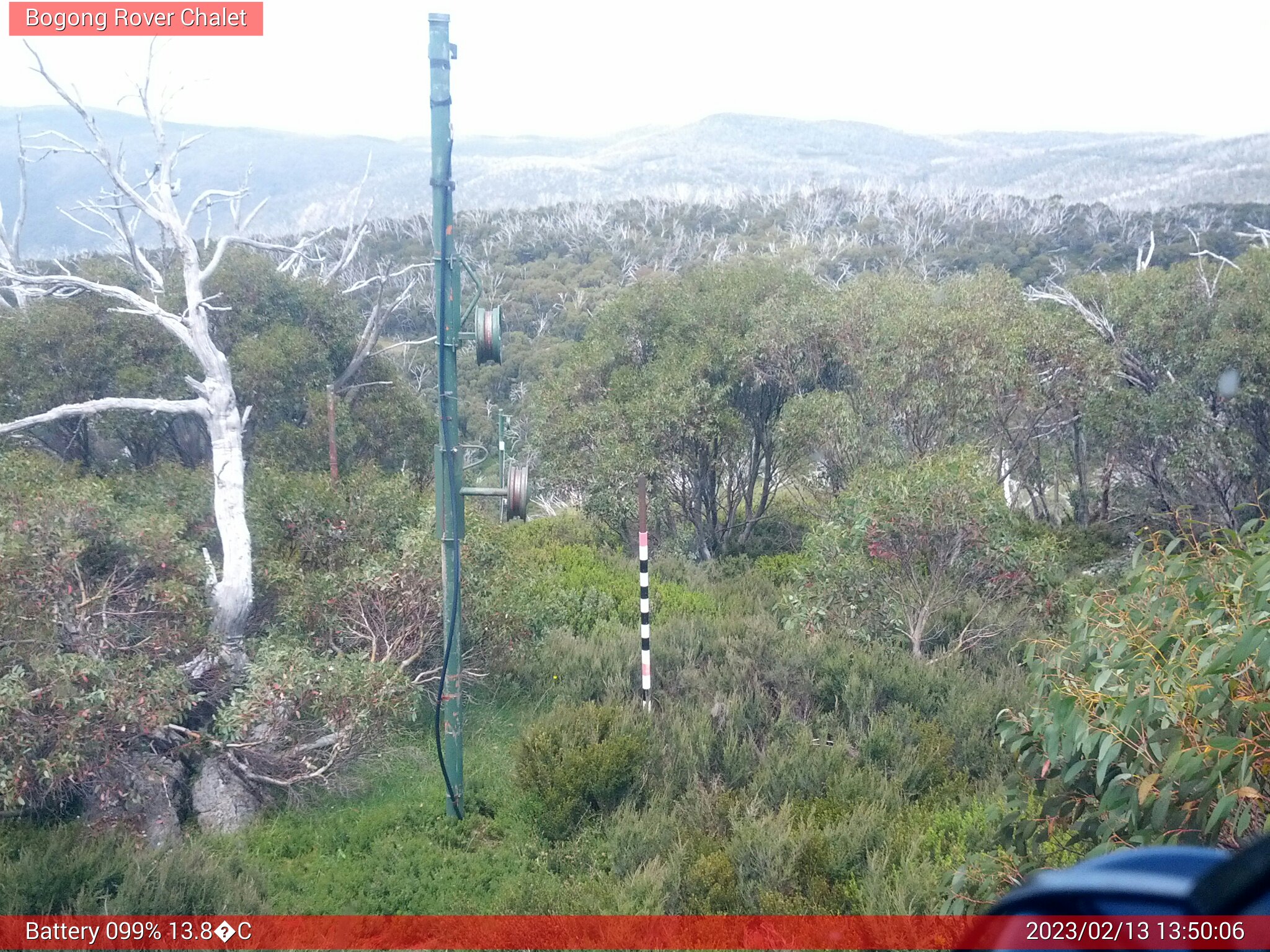 Bogong Web Cam 1:50pm Monday 13th of February 2023