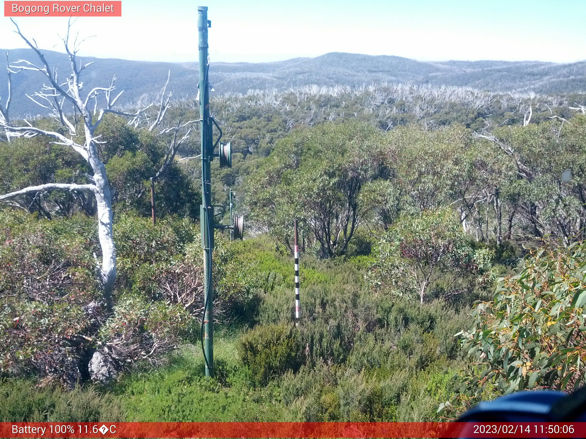 Bogong Web Cam 11:50am Tuesday 14th of February 2023