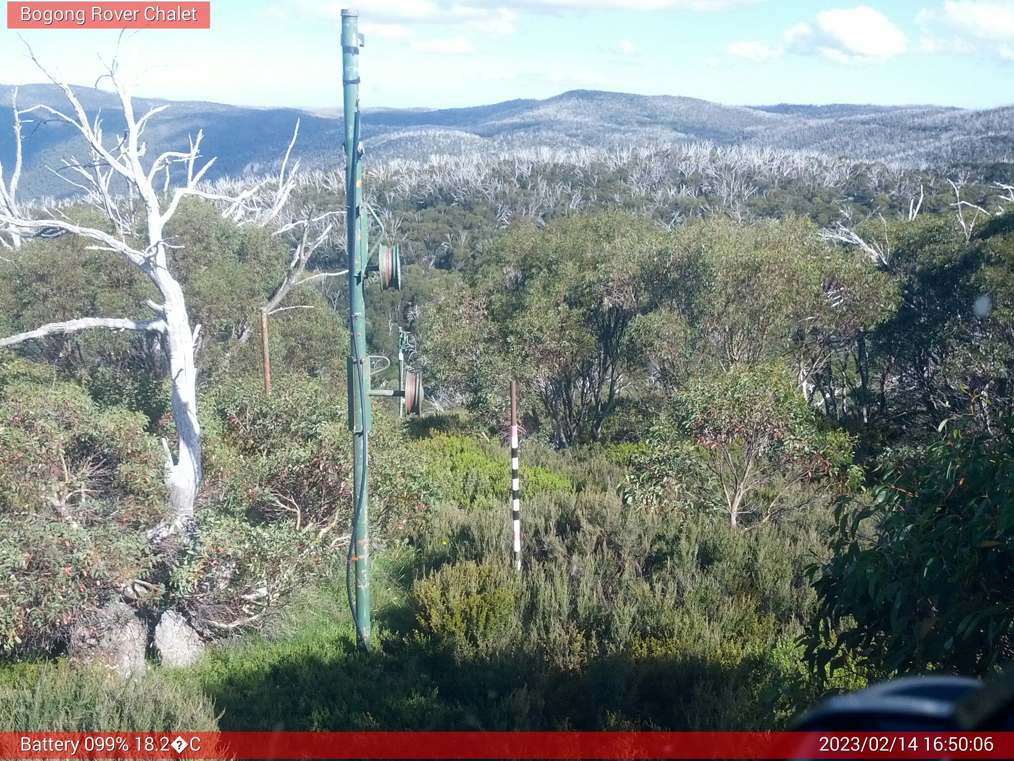 Bogong Web Cam 4:50pm Tuesday 14th of February 2023