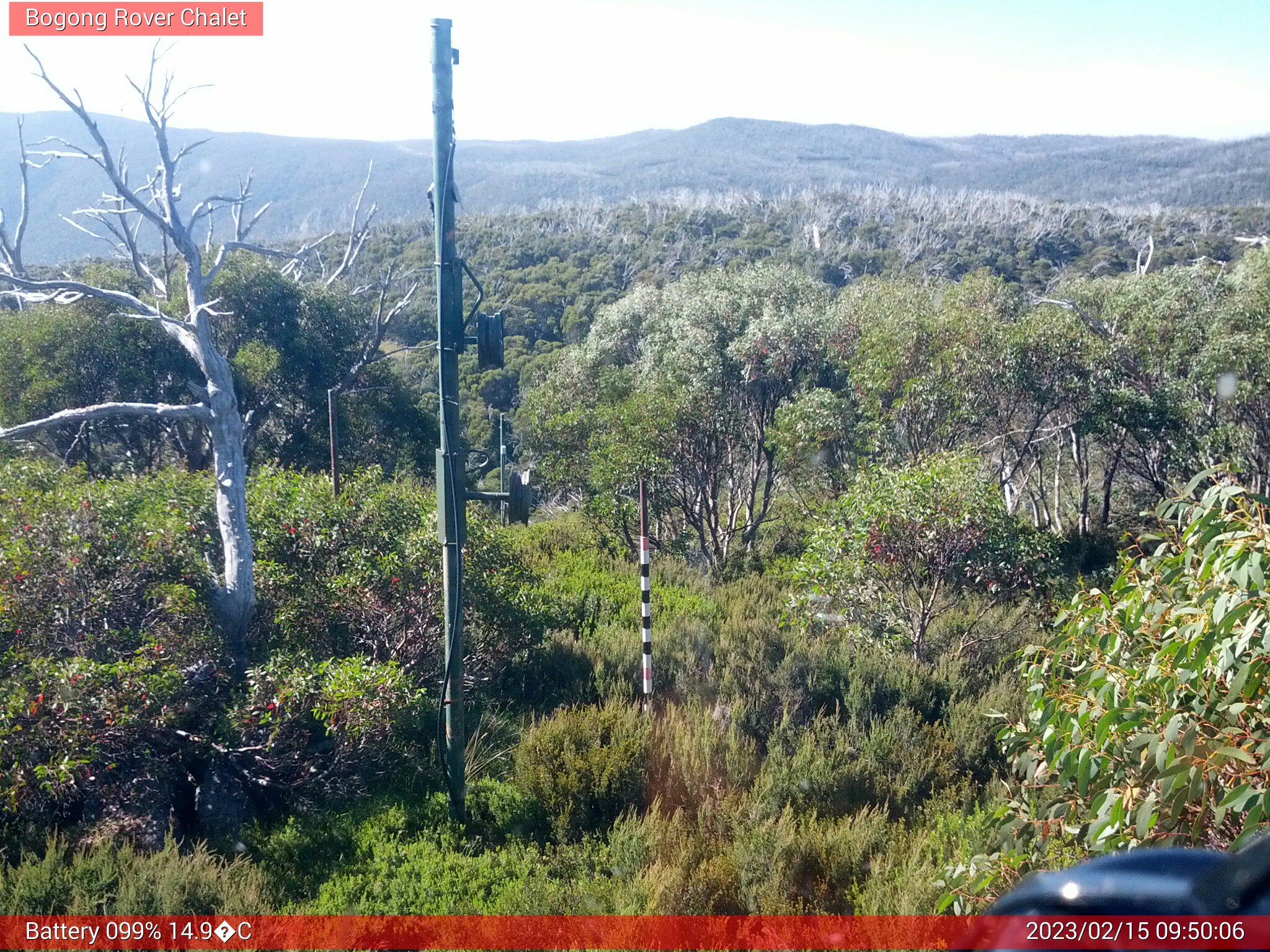 Bogong Web Cam 9:50am Wednesday 15th of February 2023