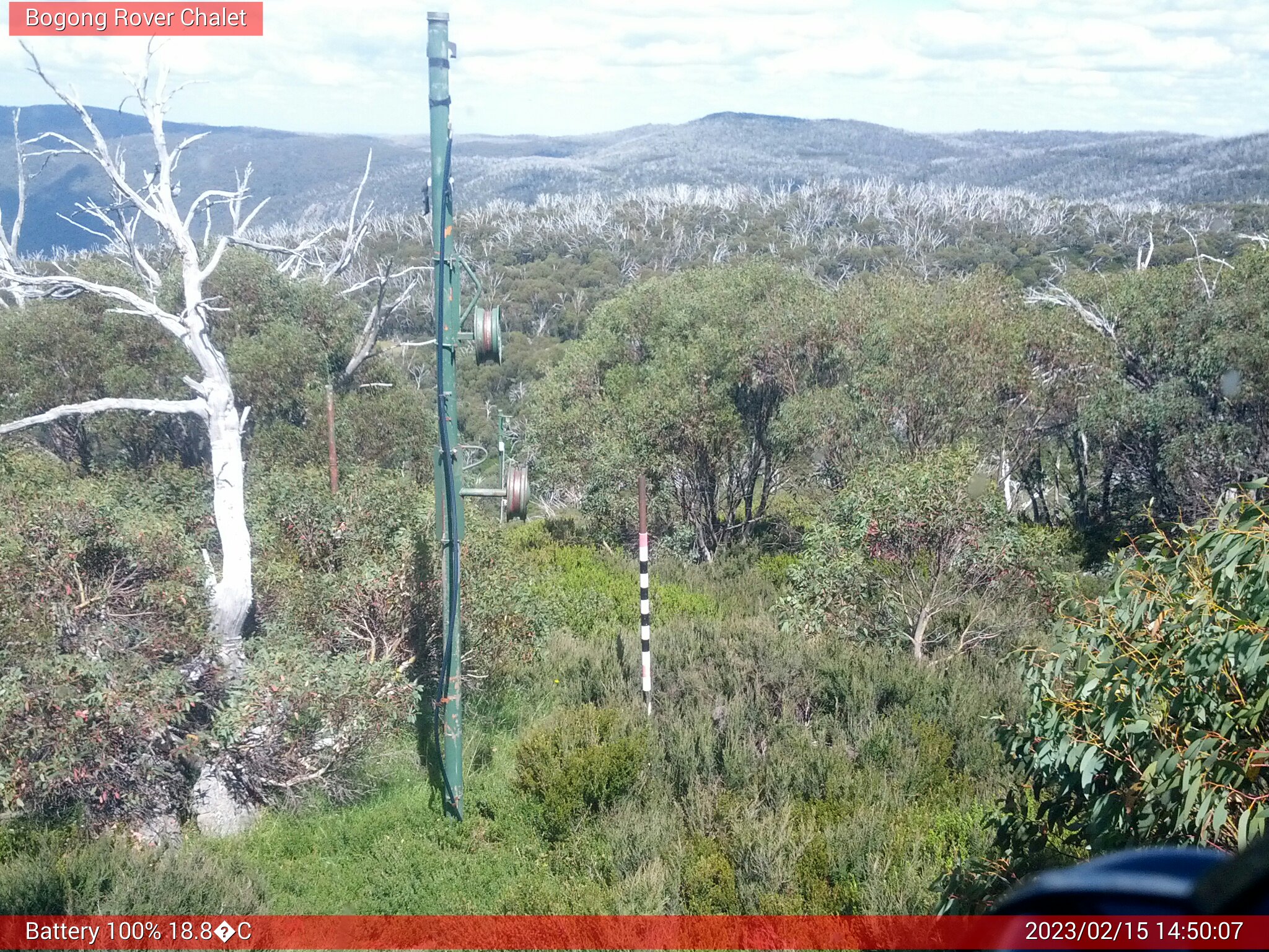 Bogong Web Cam 2:50pm Wednesday 15th of February 2023