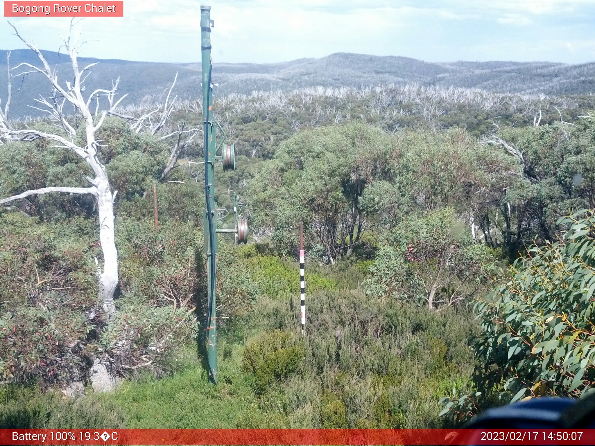 Bogong Web Cam 2:50pm Friday 17th of February 2023