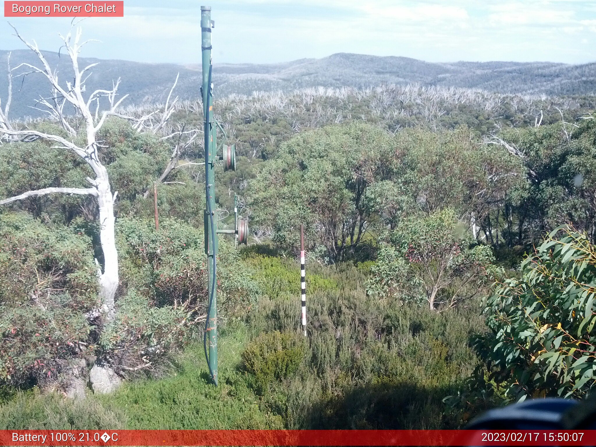 Bogong Web Cam 3:50pm Friday 17th of February 2023