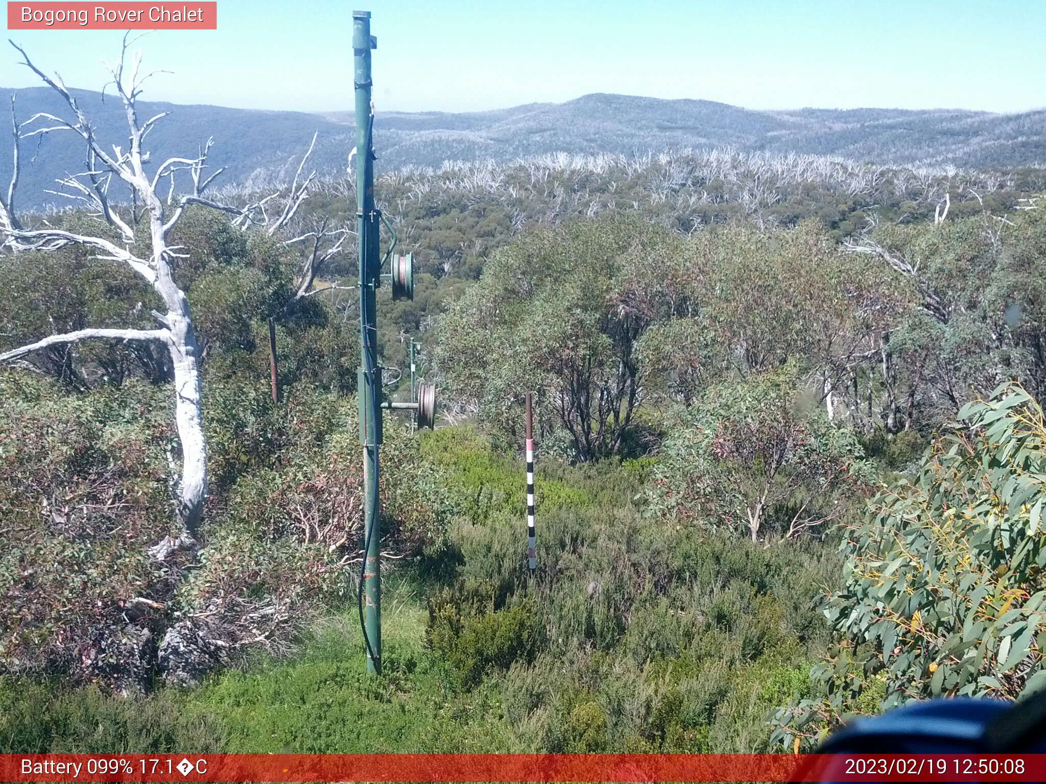 Bogong Web Cam 12:50pm Sunday 19th of February 2023