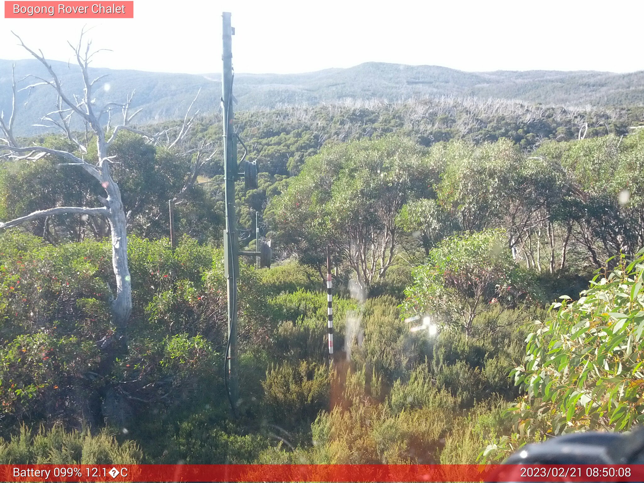 Bogong Web Cam 8:50am Tuesday 21st of February 2023