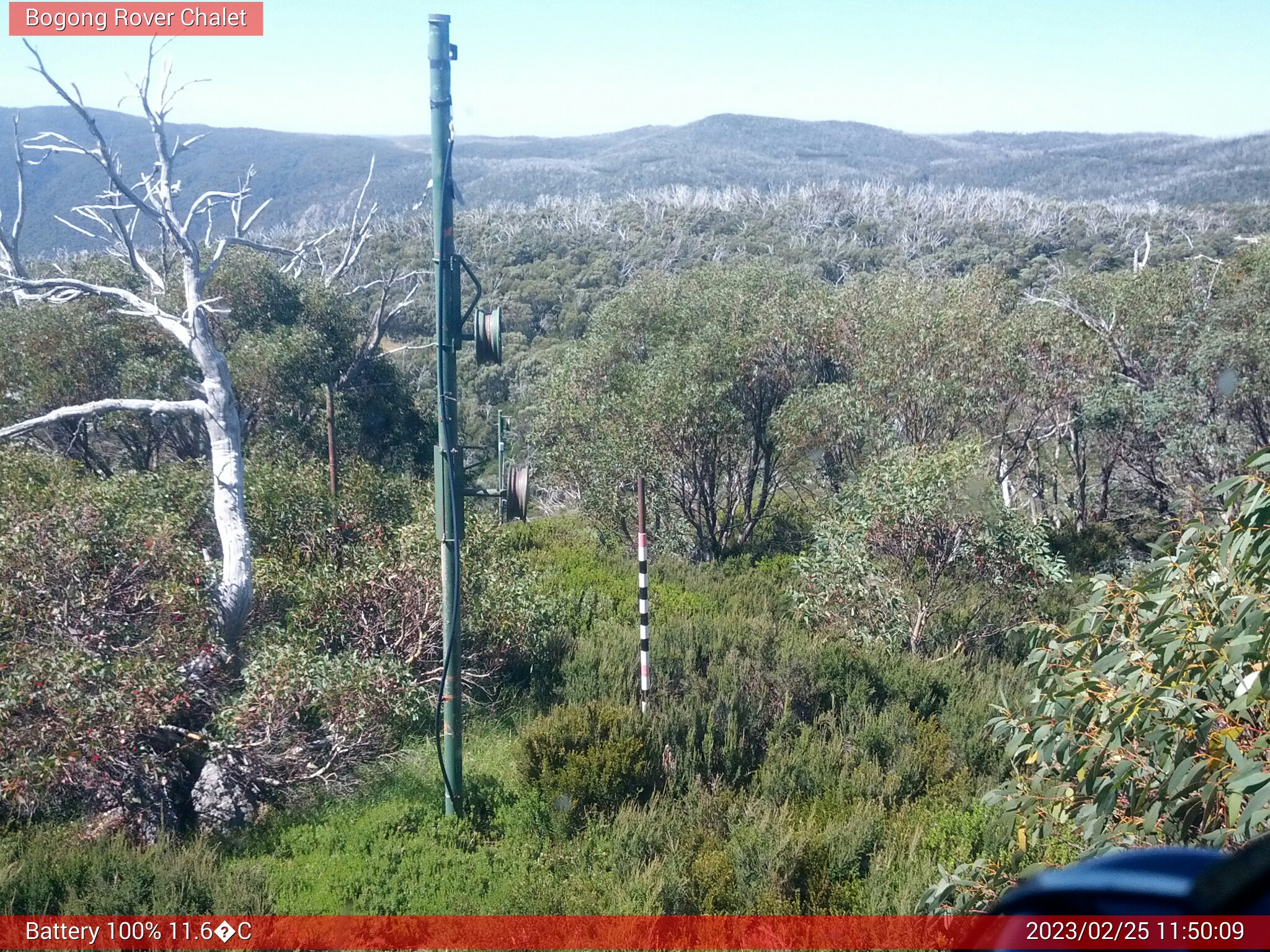 Bogong Web Cam 11:50am Saturday 25th of February 2023