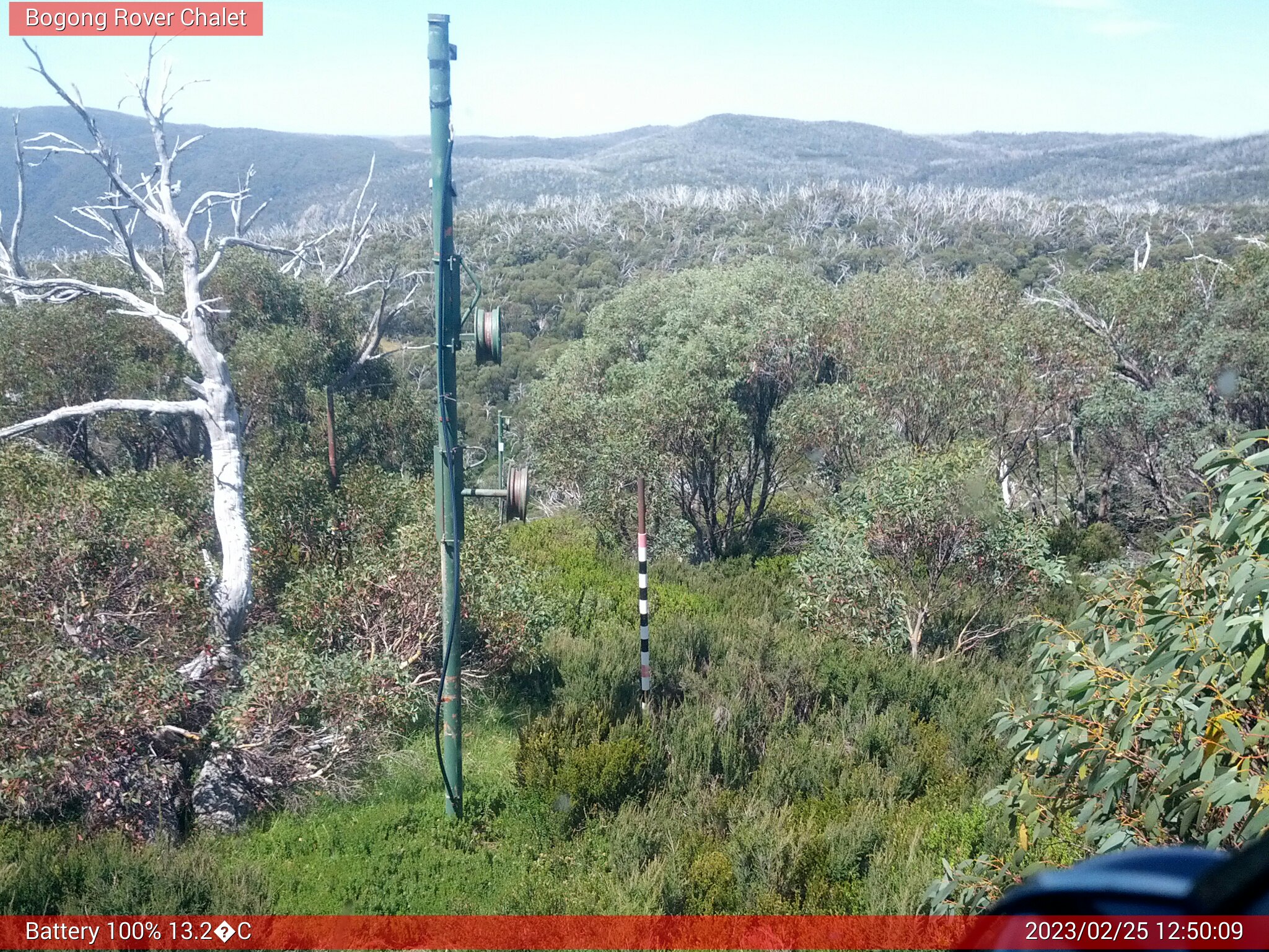 Bogong Web Cam 12:50pm Saturday 25th of February 2023