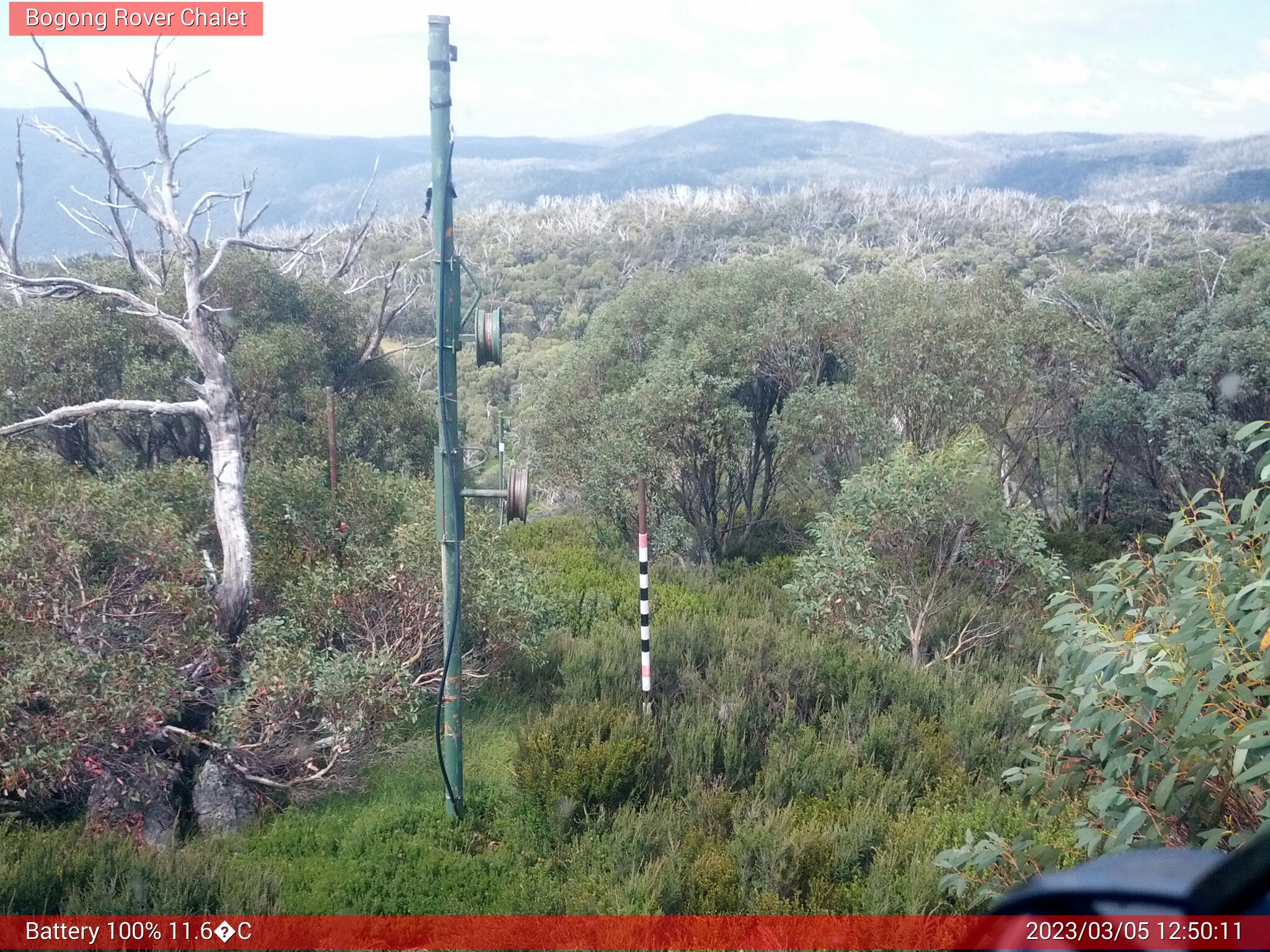 Bogong Web Cam 12:50pm Sunday 5th of March 2023