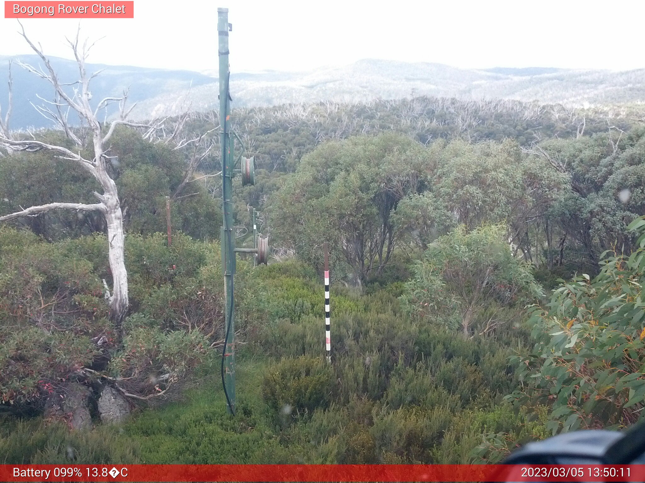 Bogong Web Cam 1:50pm Sunday 5th of March 2023