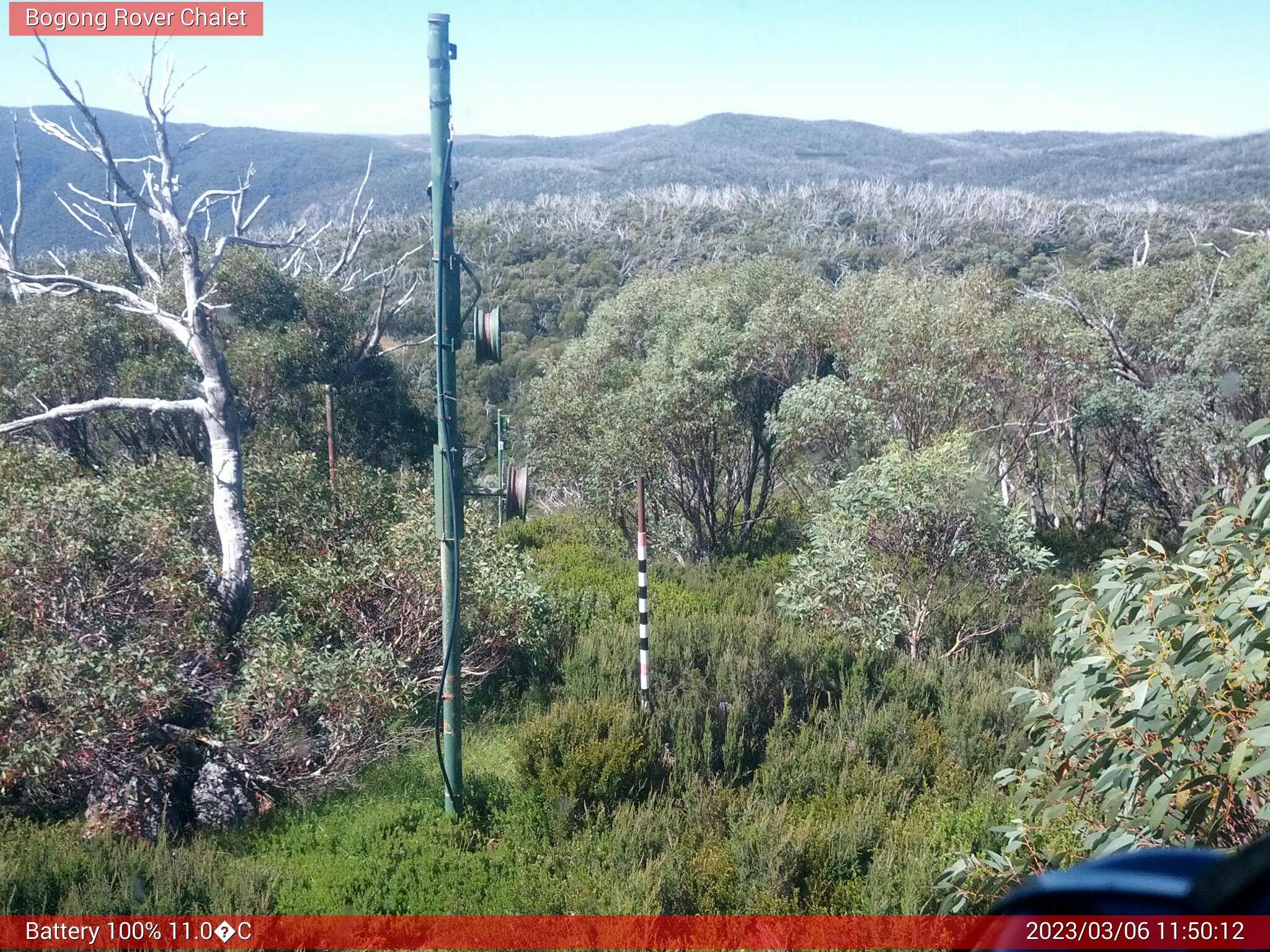 Bogong Web Cam 11:50am Monday 6th of March 2023