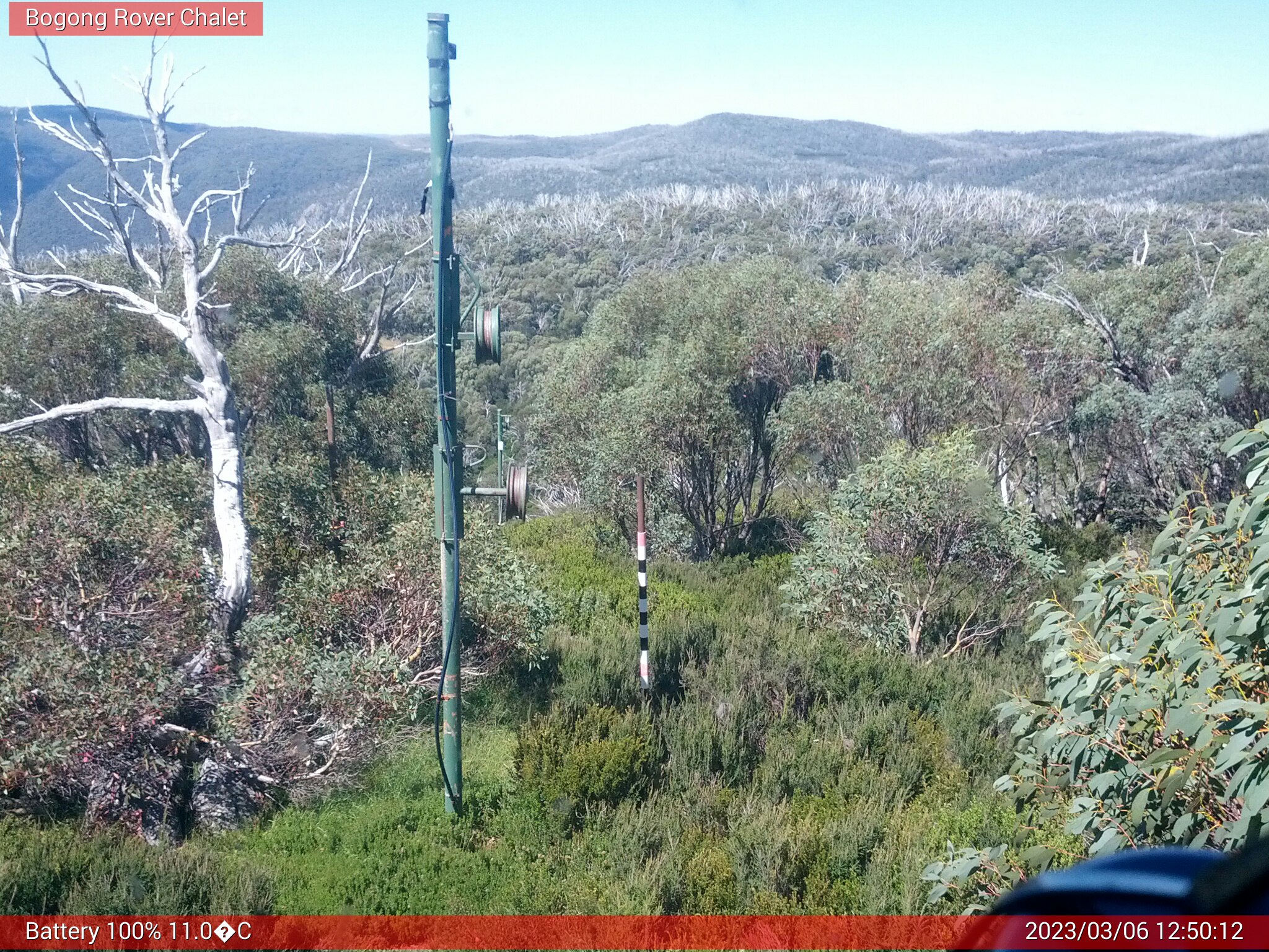 Bogong Web Cam 12:50pm Monday 6th of March 2023