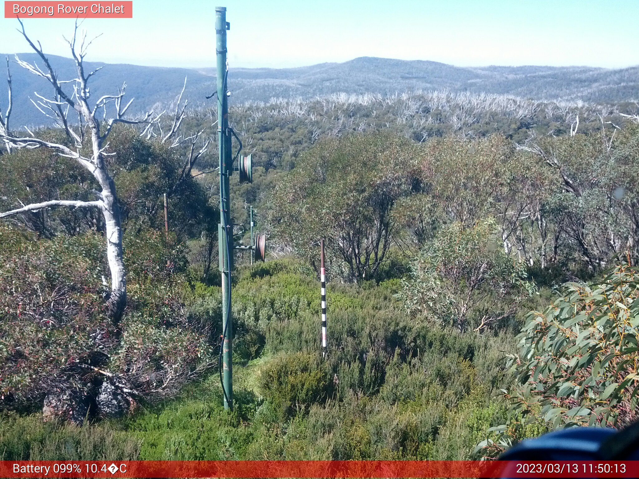 Bogong Web Cam 11:50am Monday 13th of March 2023