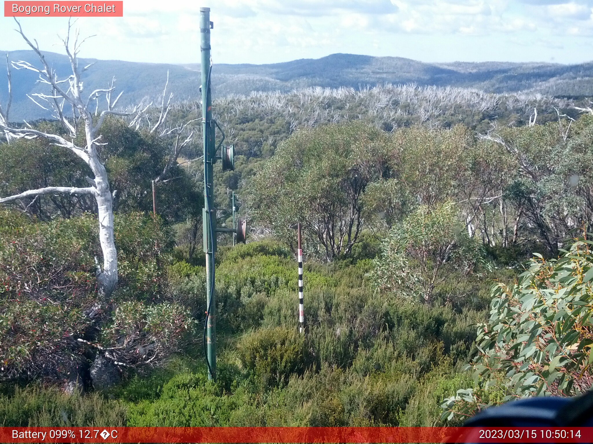 Bogong Web Cam 10:50am Wednesday 15th of March 2023