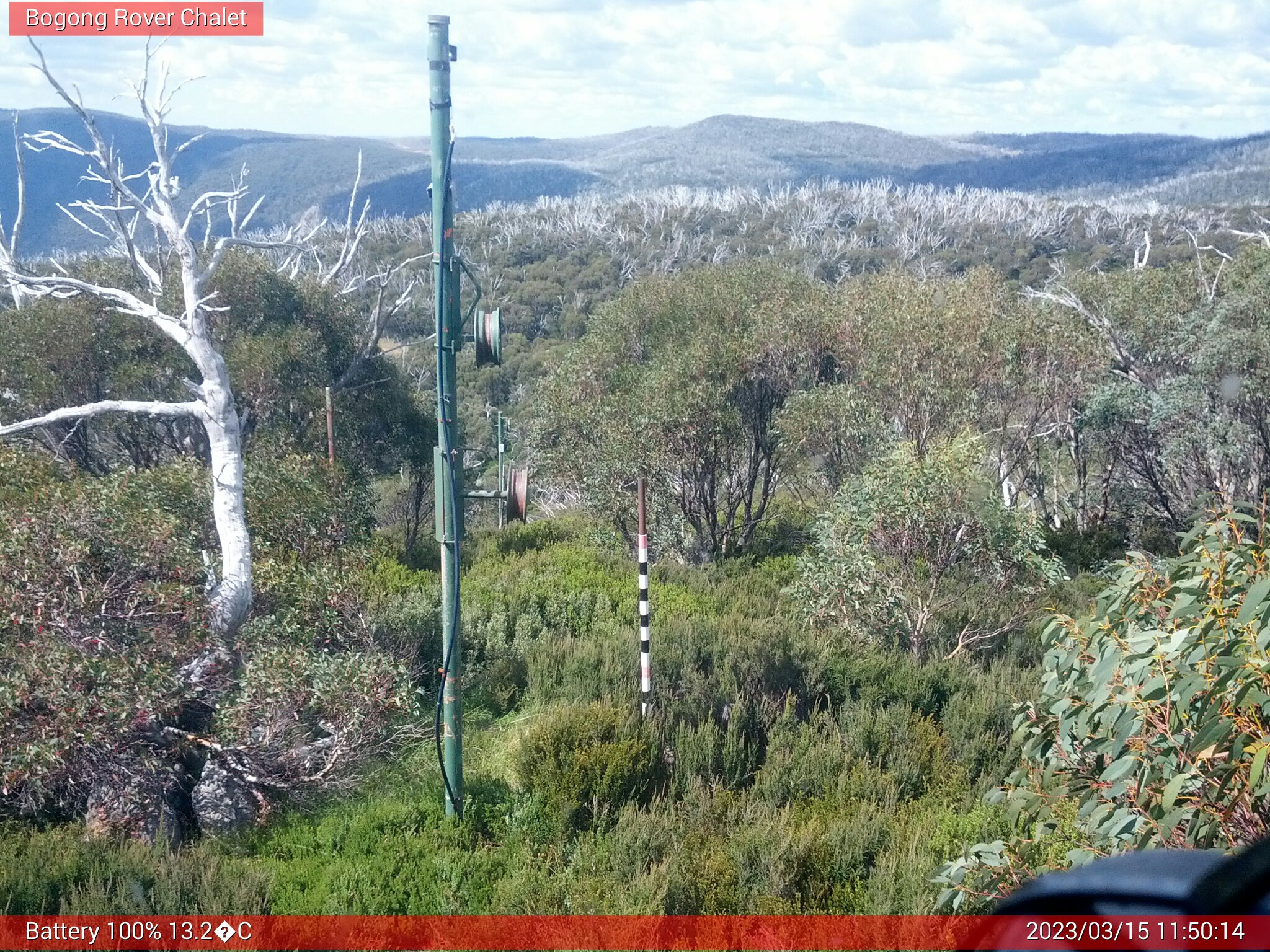 Bogong Web Cam 11:50am Wednesday 15th of March 2023