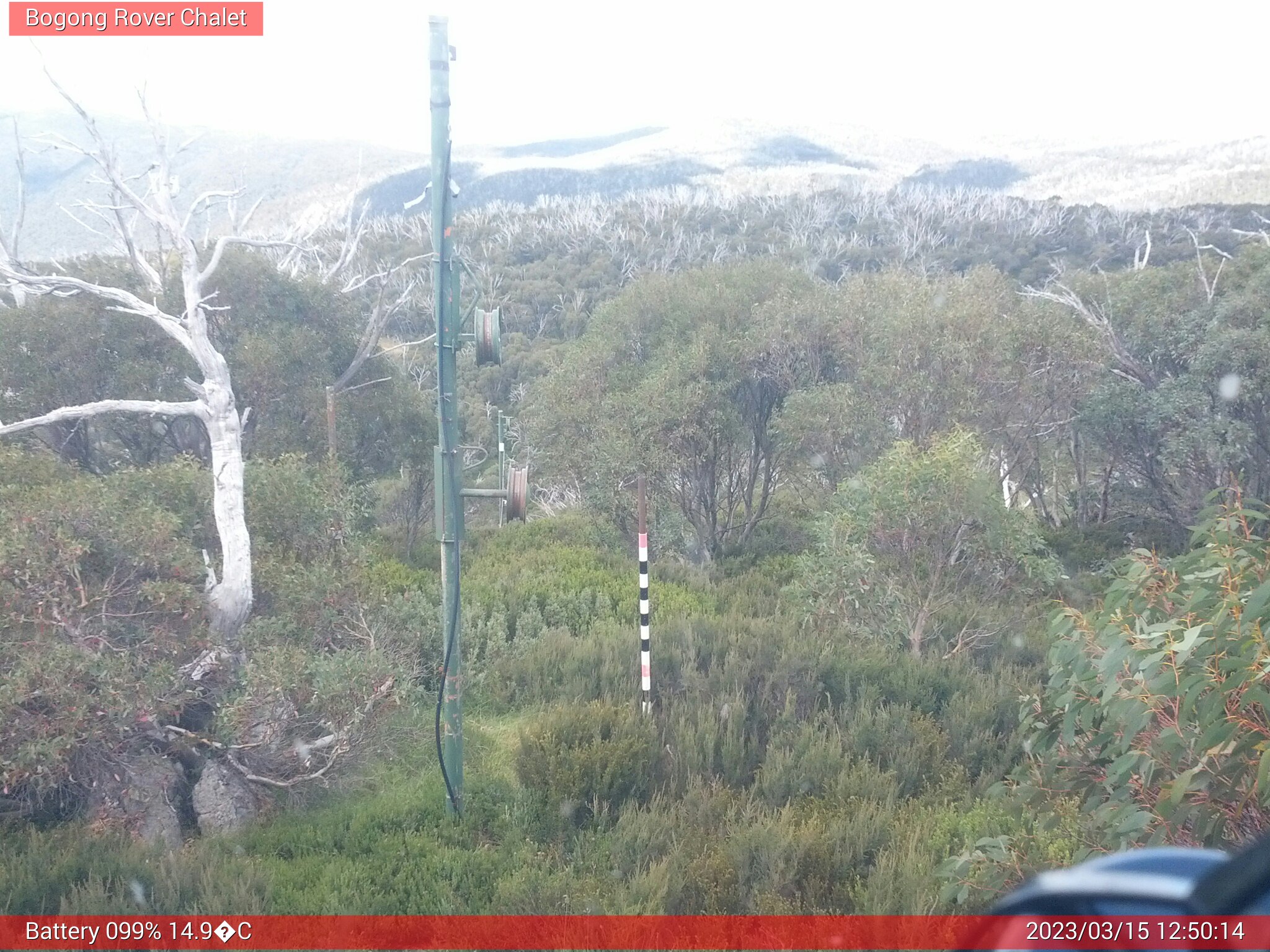 Bogong Web Cam 12:50pm Wednesday 15th of March 2023