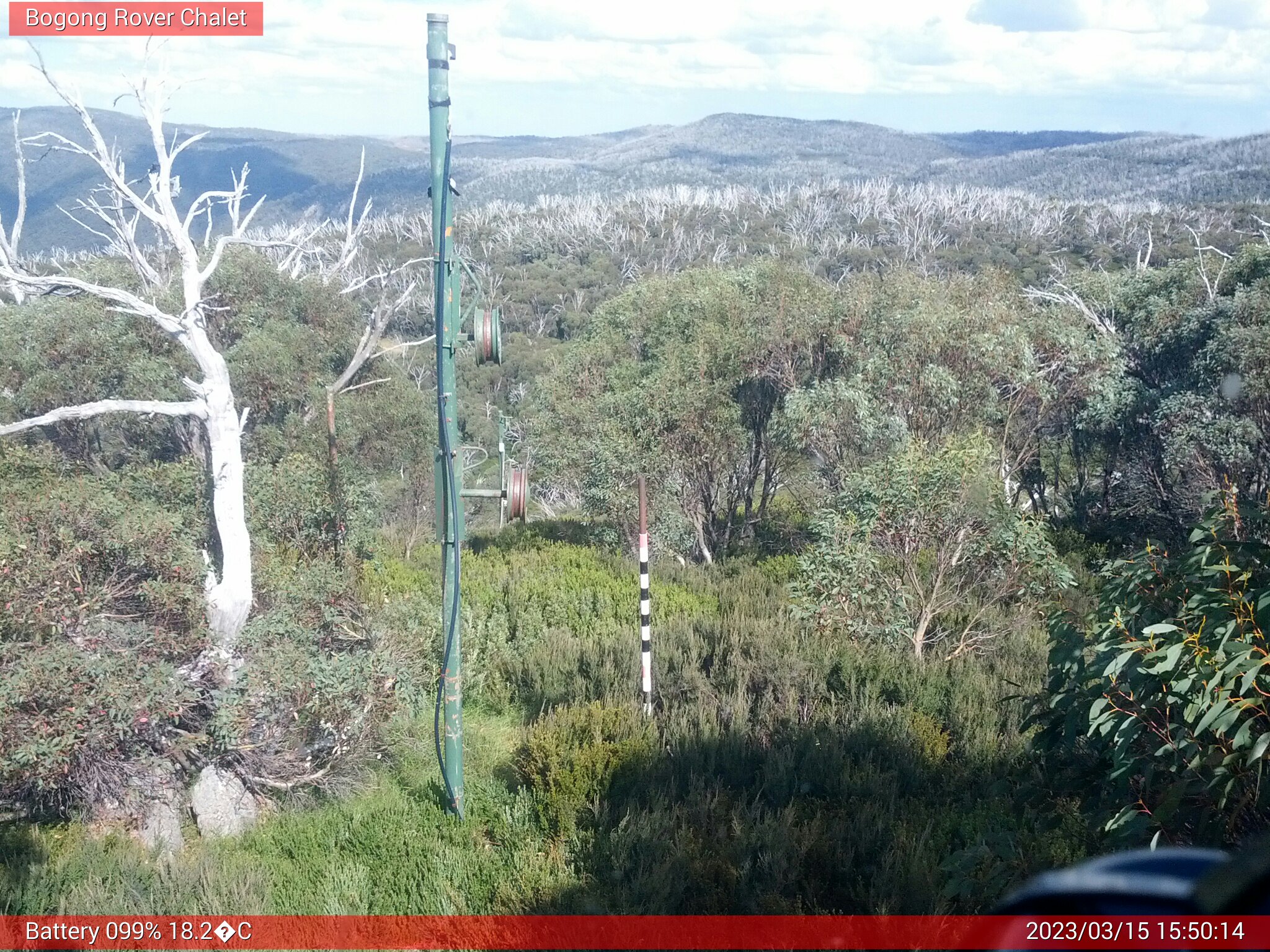 Bogong Web Cam 3:50pm Wednesday 15th of March 2023