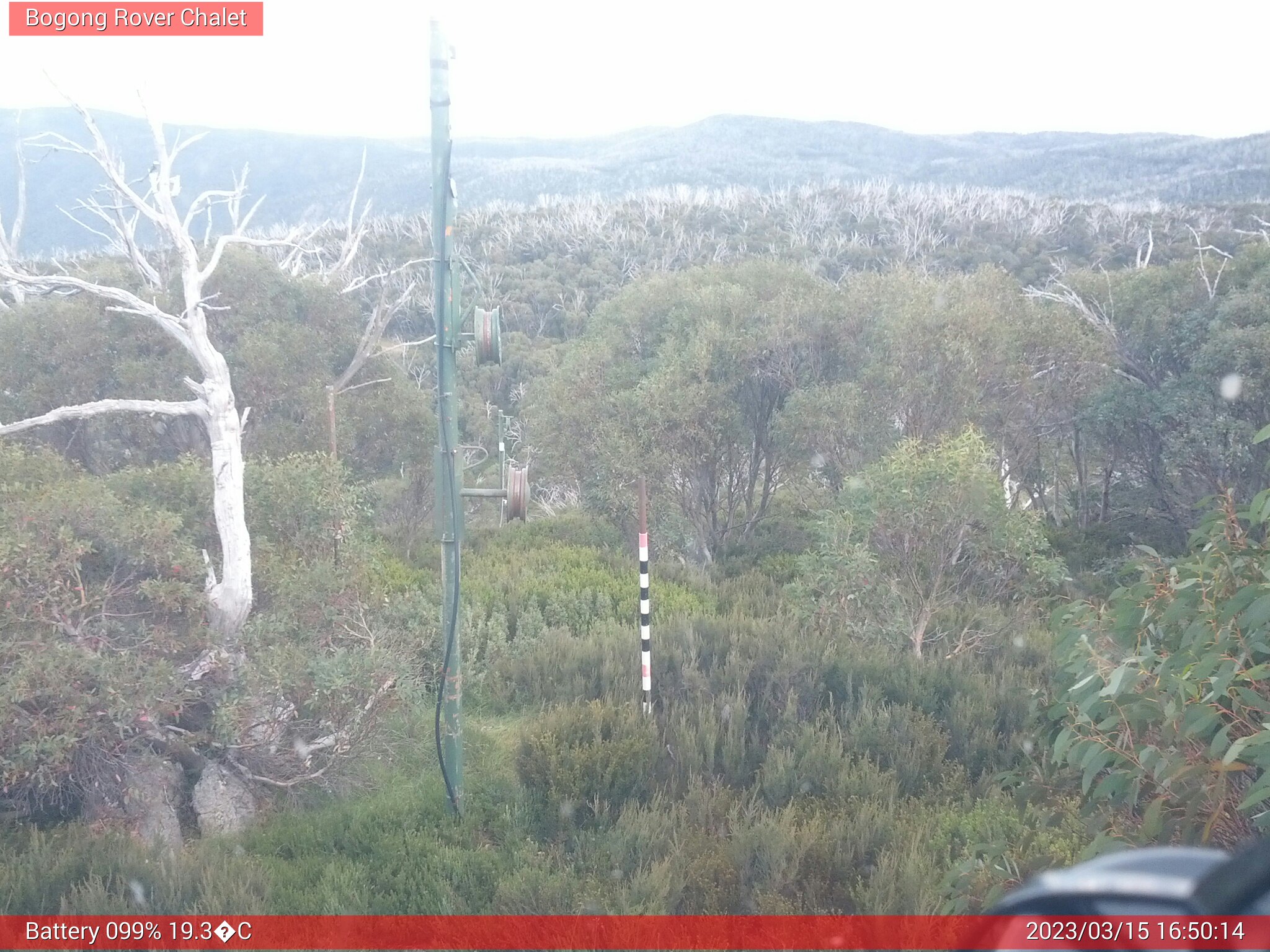 Bogong Web Cam 4:50pm Wednesday 15th of March 2023