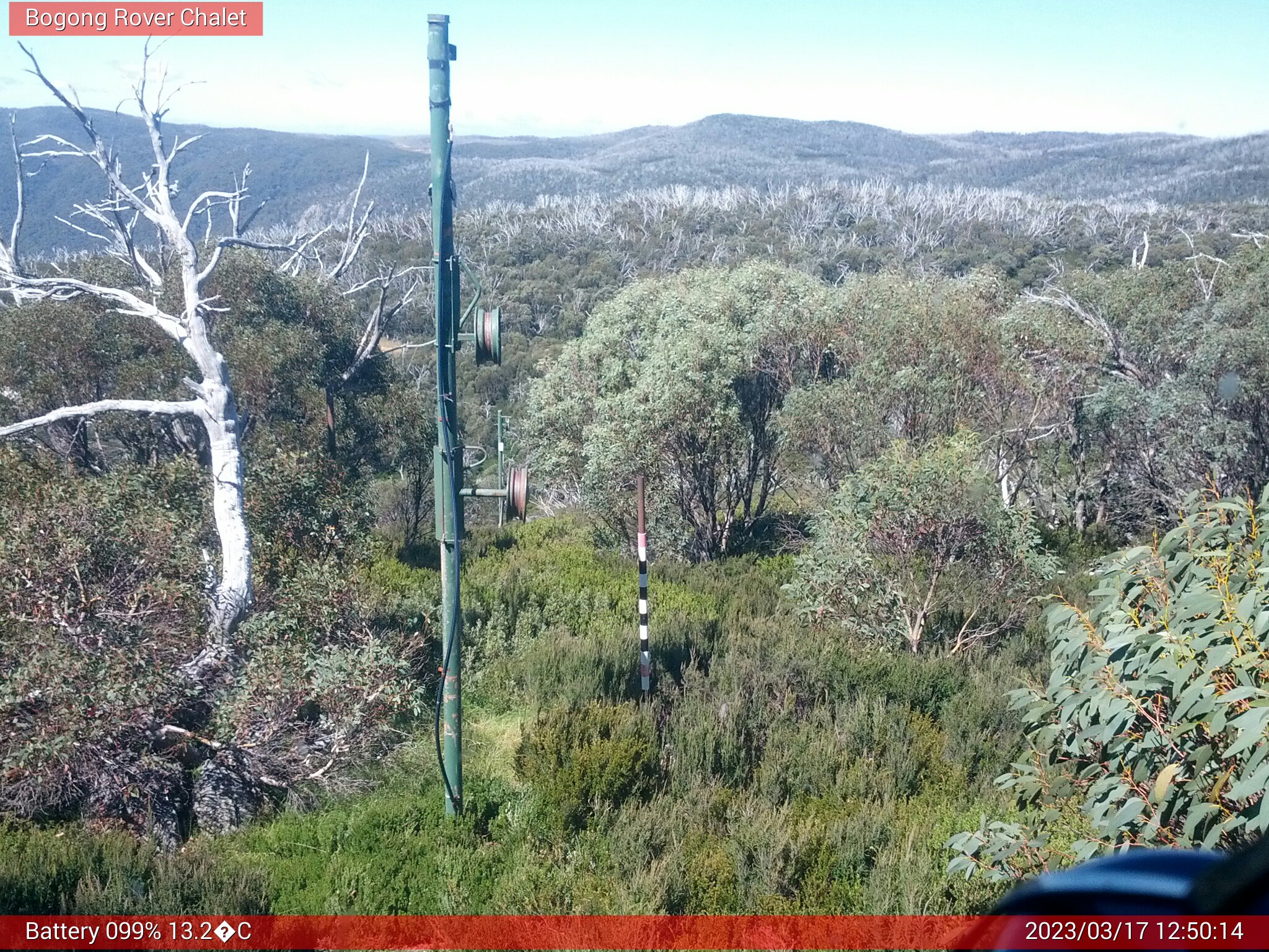 Bogong Web Cam 12:50pm Friday 17th of March 2023