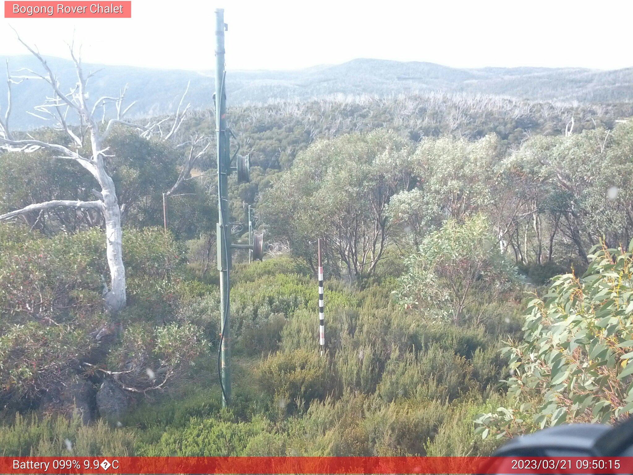 Bogong Web Cam 9:50am Tuesday 21st of March 2023