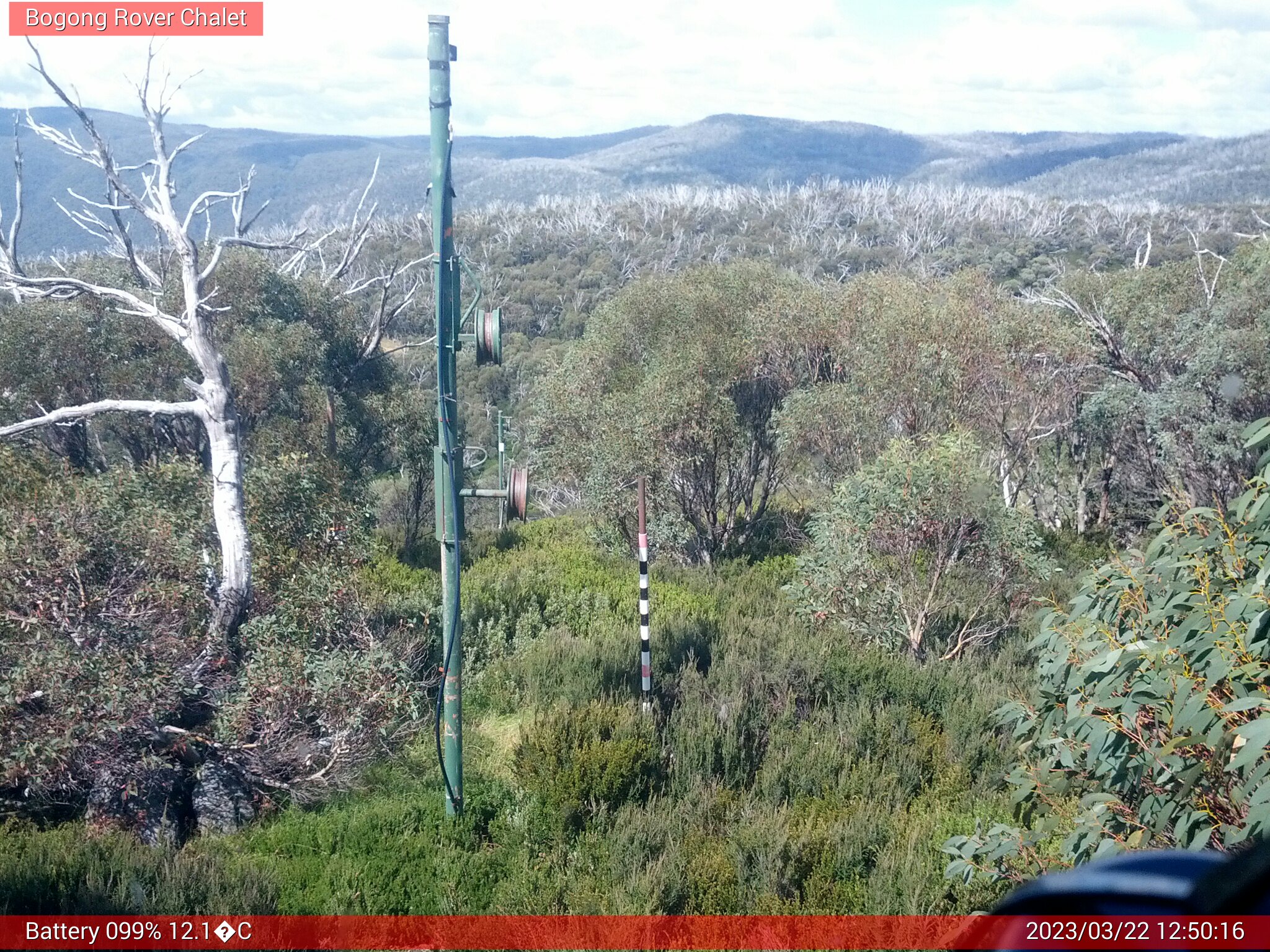 Bogong Web Cam 12:50pm Wednesday 22nd of March 2023