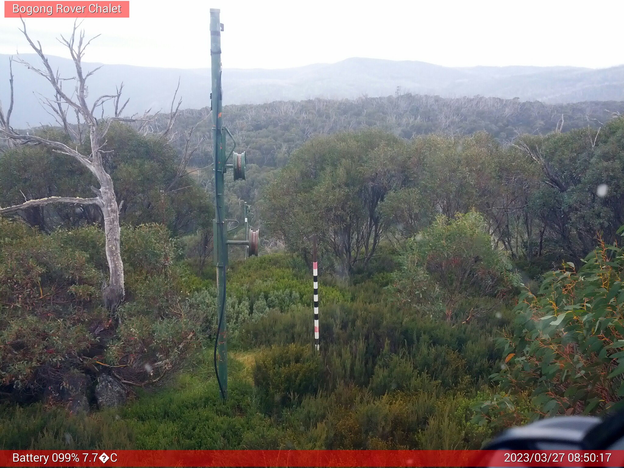 Bogong Web Cam 8:50am Monday 27th of March 2023