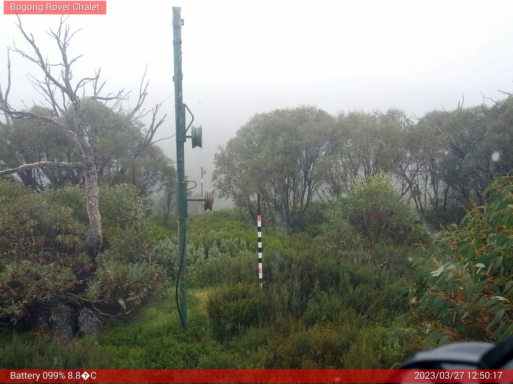 Bogong Web Cam 12:50pm Monday 27th of March 2023